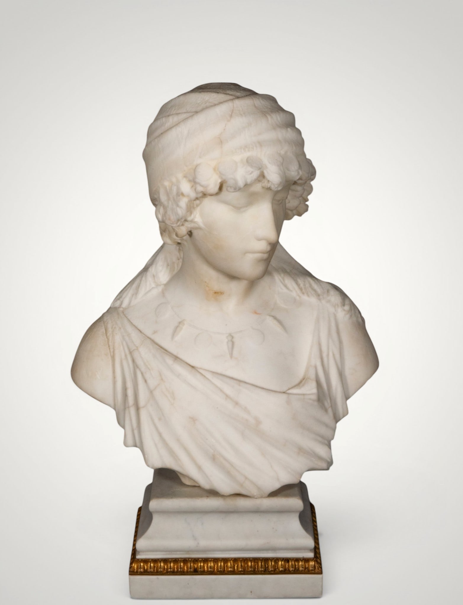 Female bust in Italian marble, signed - 19th century (1 of 6)