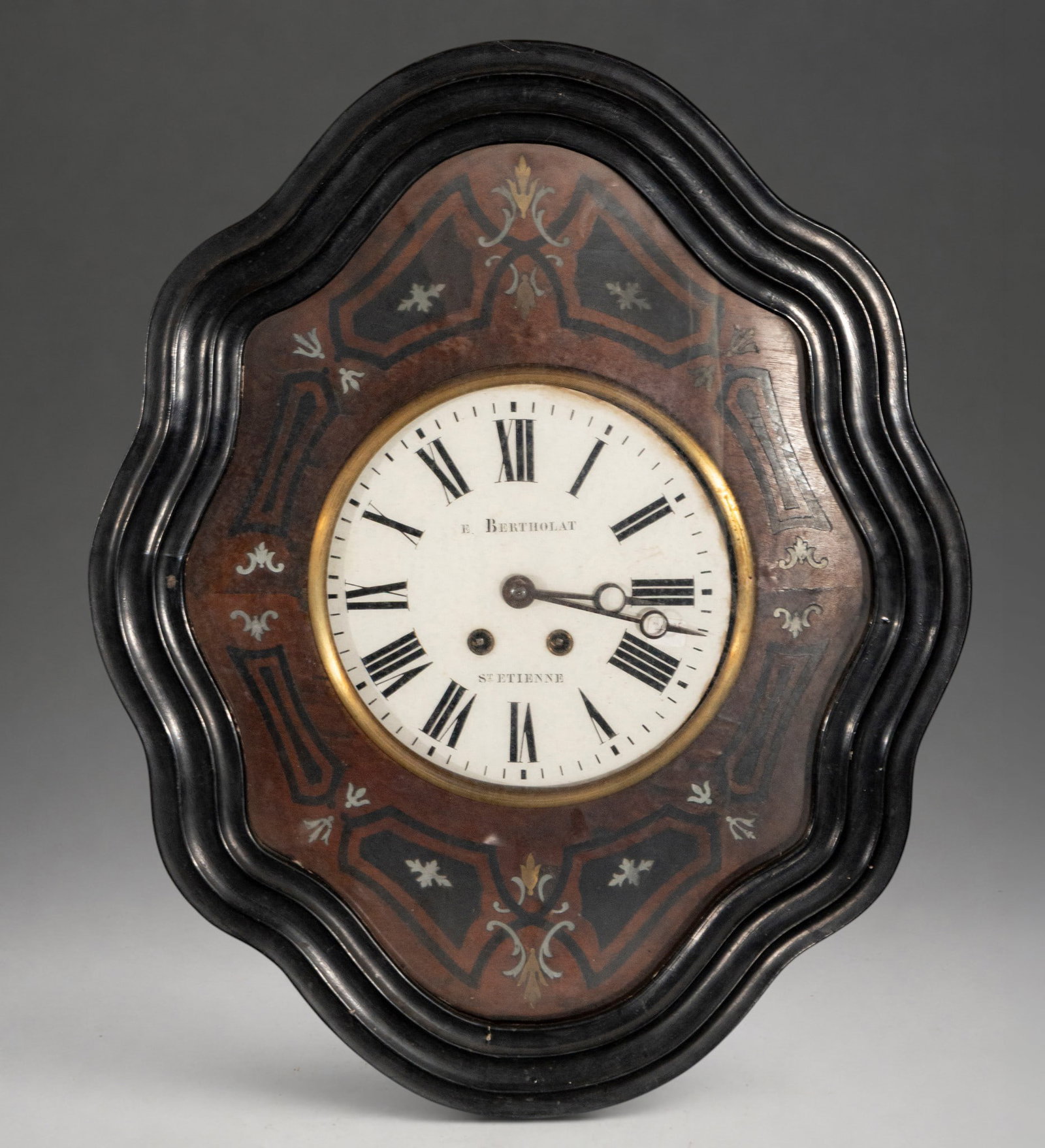 Bullseye style wall clock with inlaid decoration – 19th century (1 of 3)