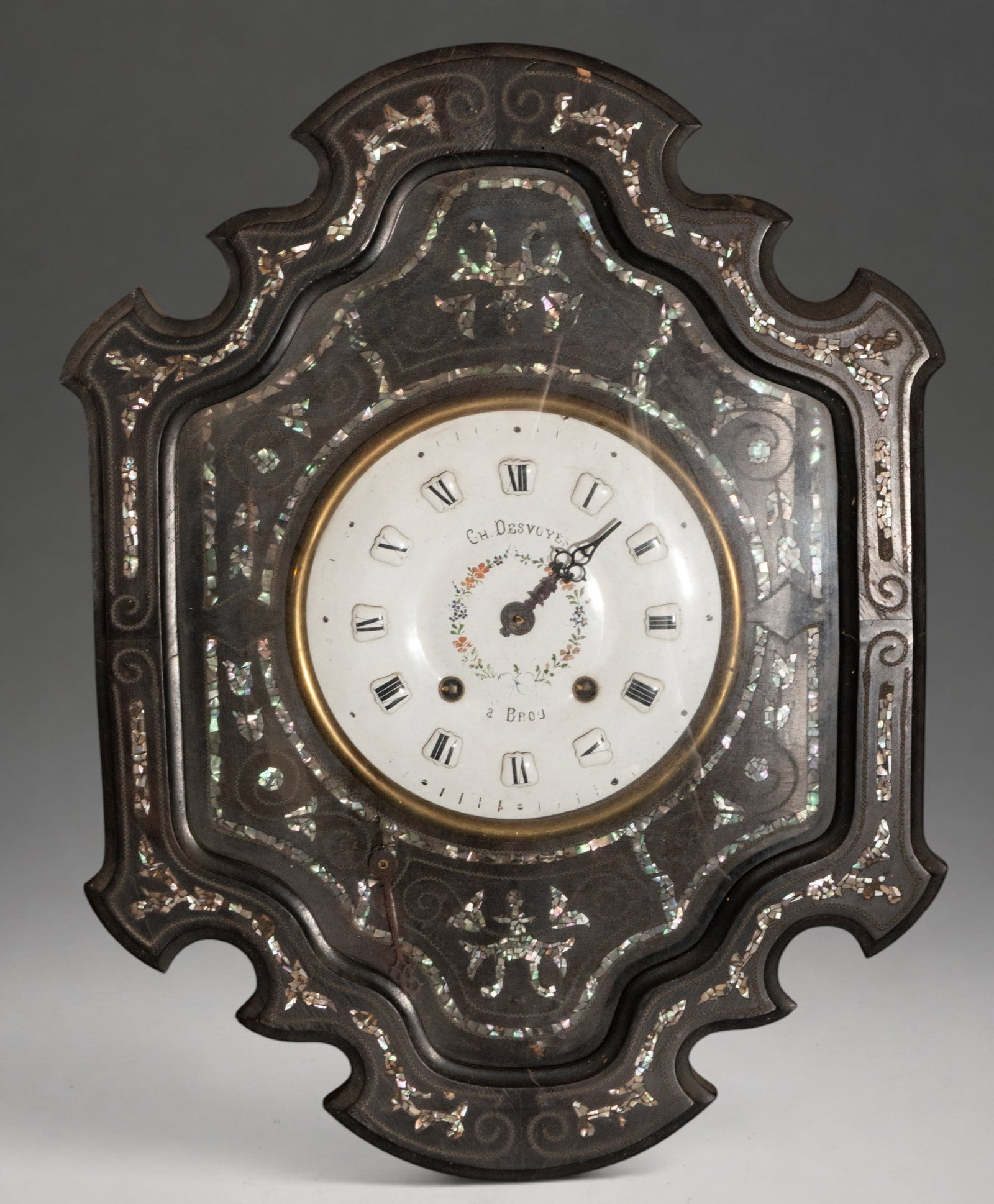 Bullseye style wall clock with inlaid decoration – 19th century (1 of 3)