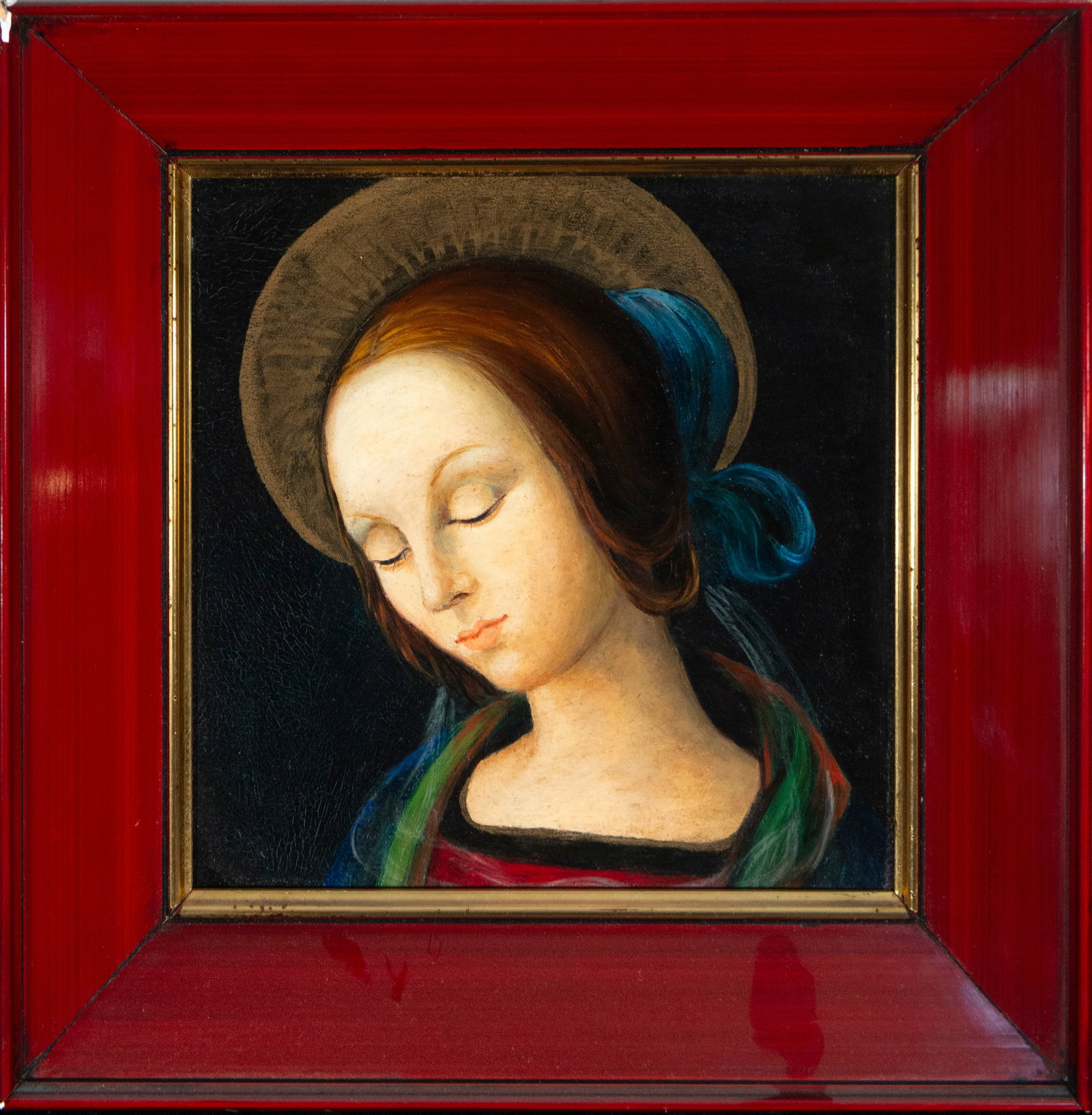 Virgin – Italian School – late 19th / early 20th century: Oil on panel. Dimensions of the work: 28 × 24 cm; with frame: 38 × 36 cm. Half-length portrait of the Virgin, with her head inclined and a golden halo, against a dark background. She wears a blue ma