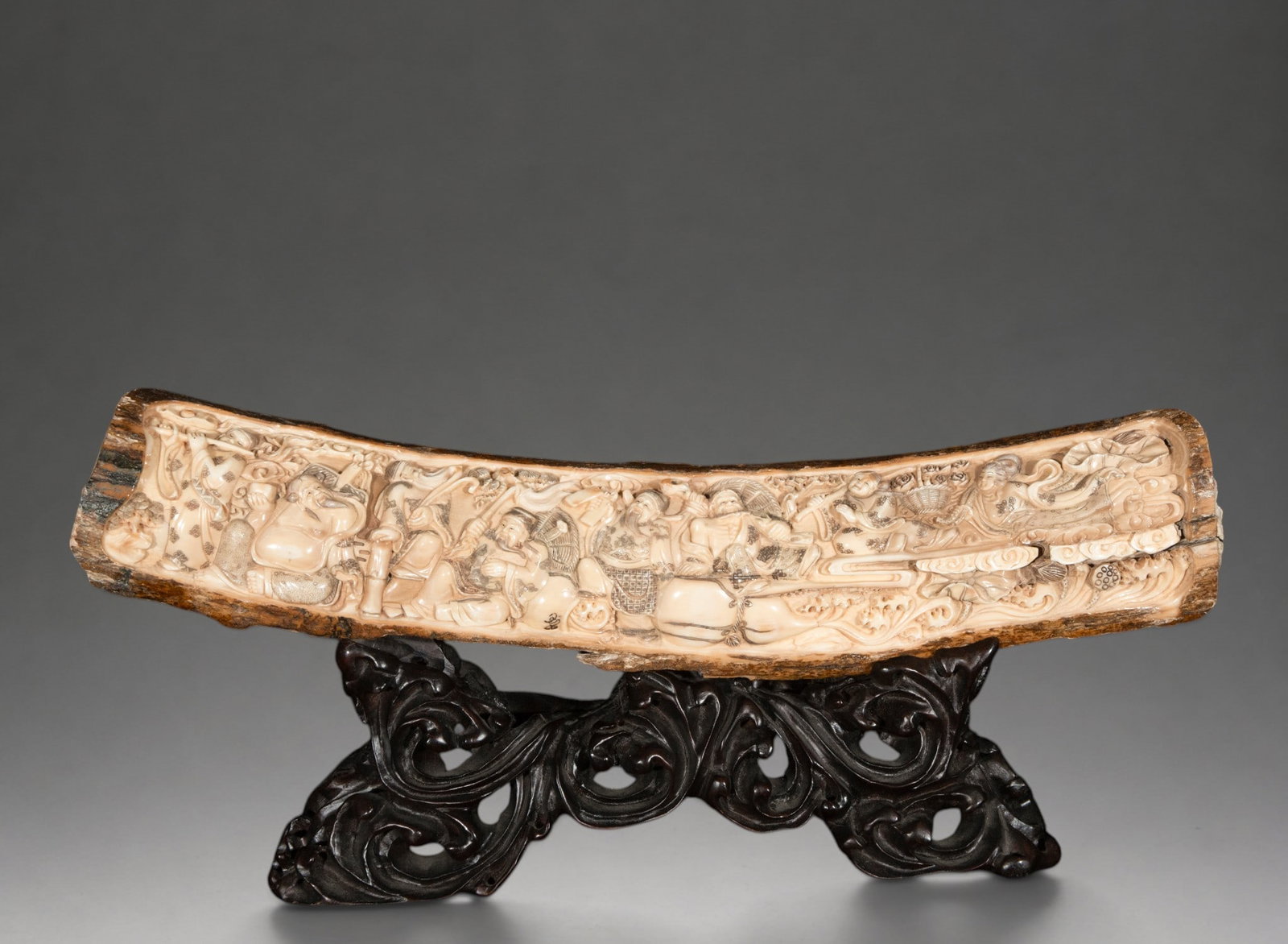 Mammoth tusk carved with auspicious figures and motifs, signed – China – 20th century (1 of 5)