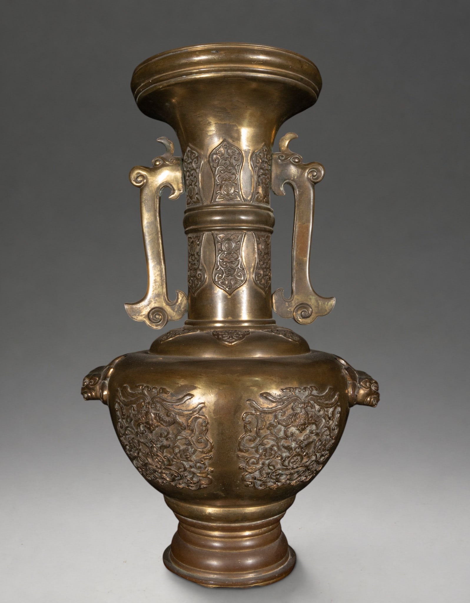 Bronze vase with dragon decoration – Asia – 20th century (1 of 5)
