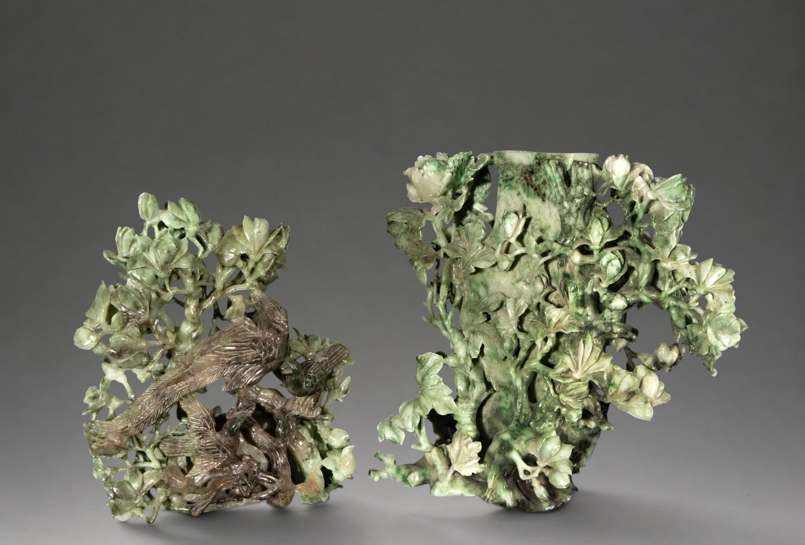 Chinese Jade Group - 19th-20th Centuries: Jade carving, according to the existing record, made from a single block and conceived as a still life composition. Dimensions: 53 × 39 × 10 cm.