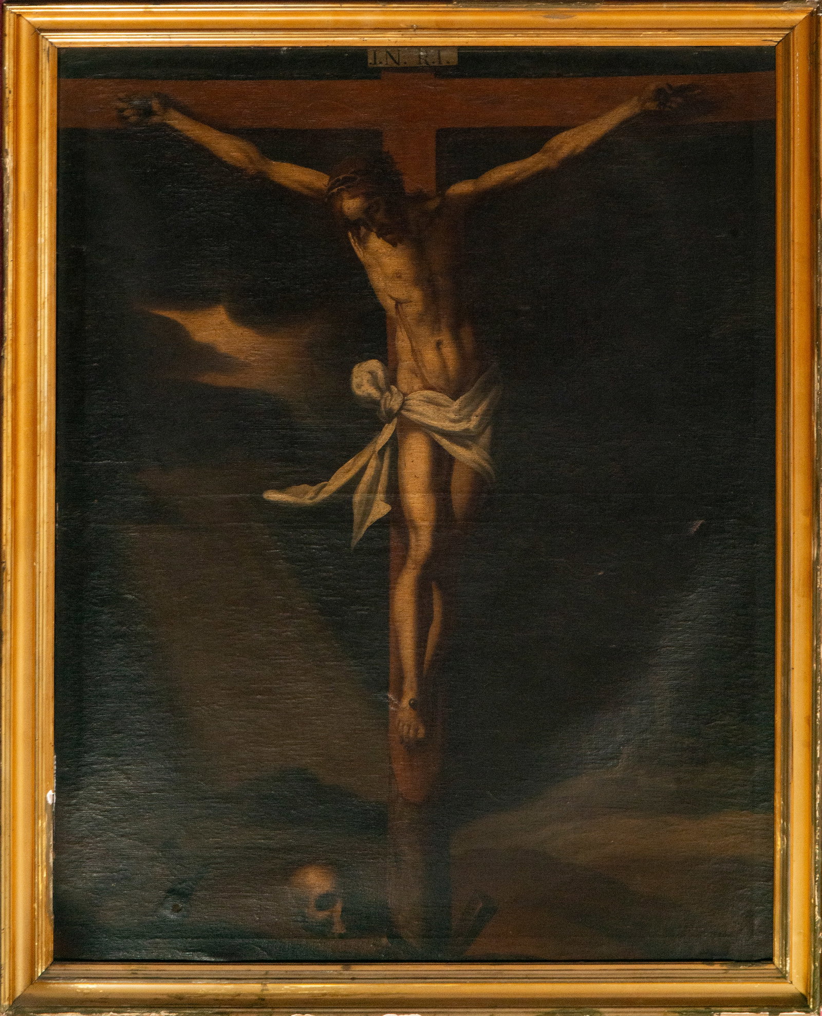 Christ crucified, colonial, Mexican school – 17th century: Oil on canvas. Measurement: 118 × 84 cm; with frame: 128 × 94 cm.