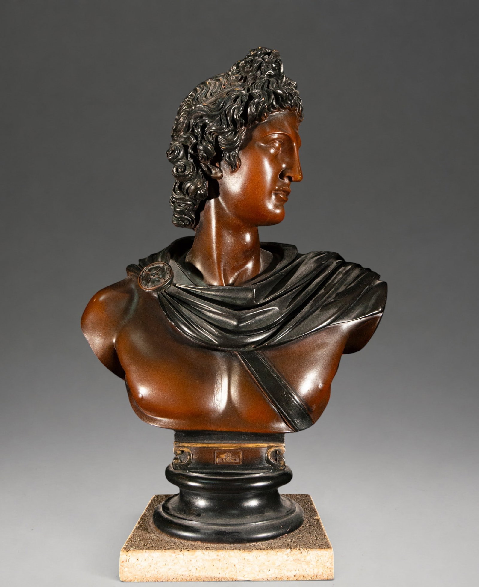 Male bust in classical style – 20th century (1 of 7)