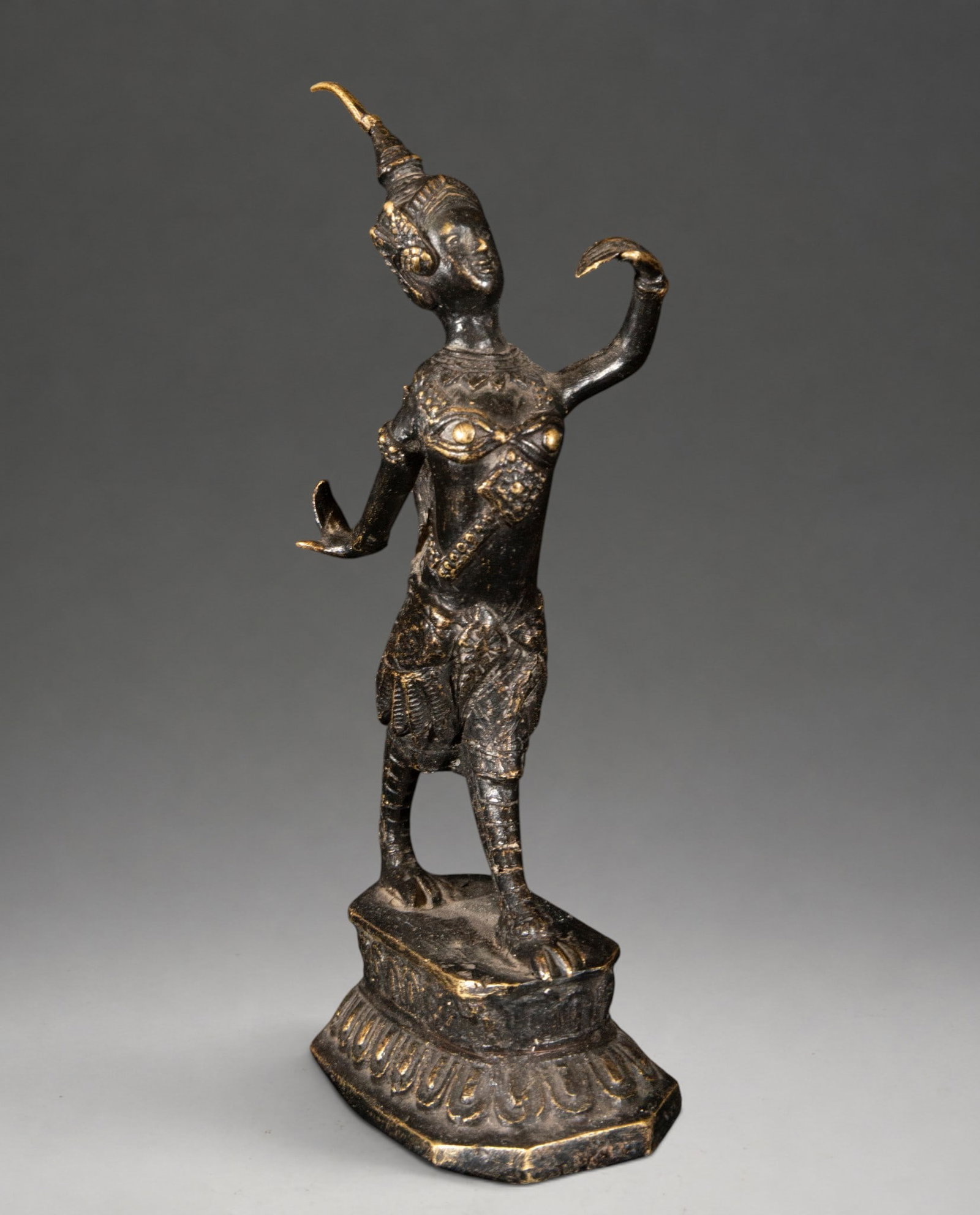 Thai-inspired dancer – 20th century (1 of 2)