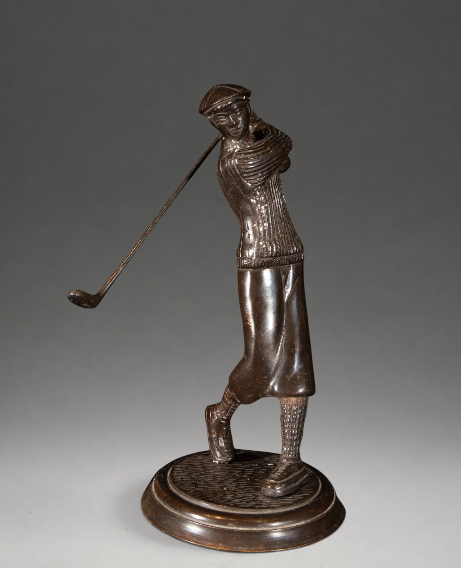 Golf player – 20th century (1 of 2)