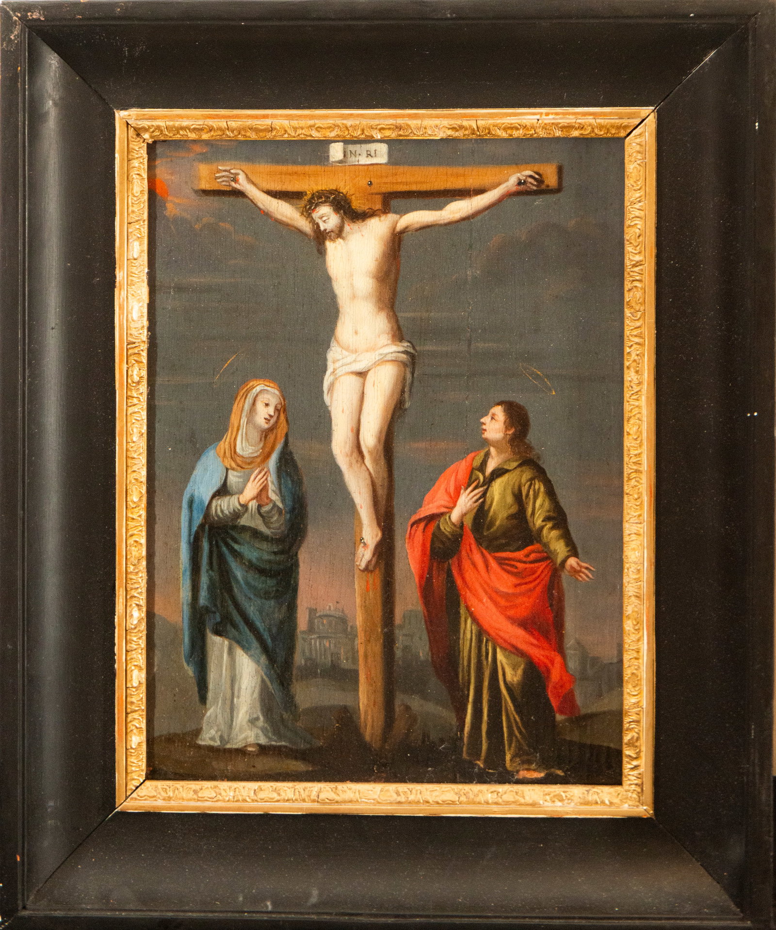 Italian-Flemish painter, Crucifixion on panel – 17th century: Oil on panel. Measurement: 35 × 25 cm; with frame: 46 × 36 cm.