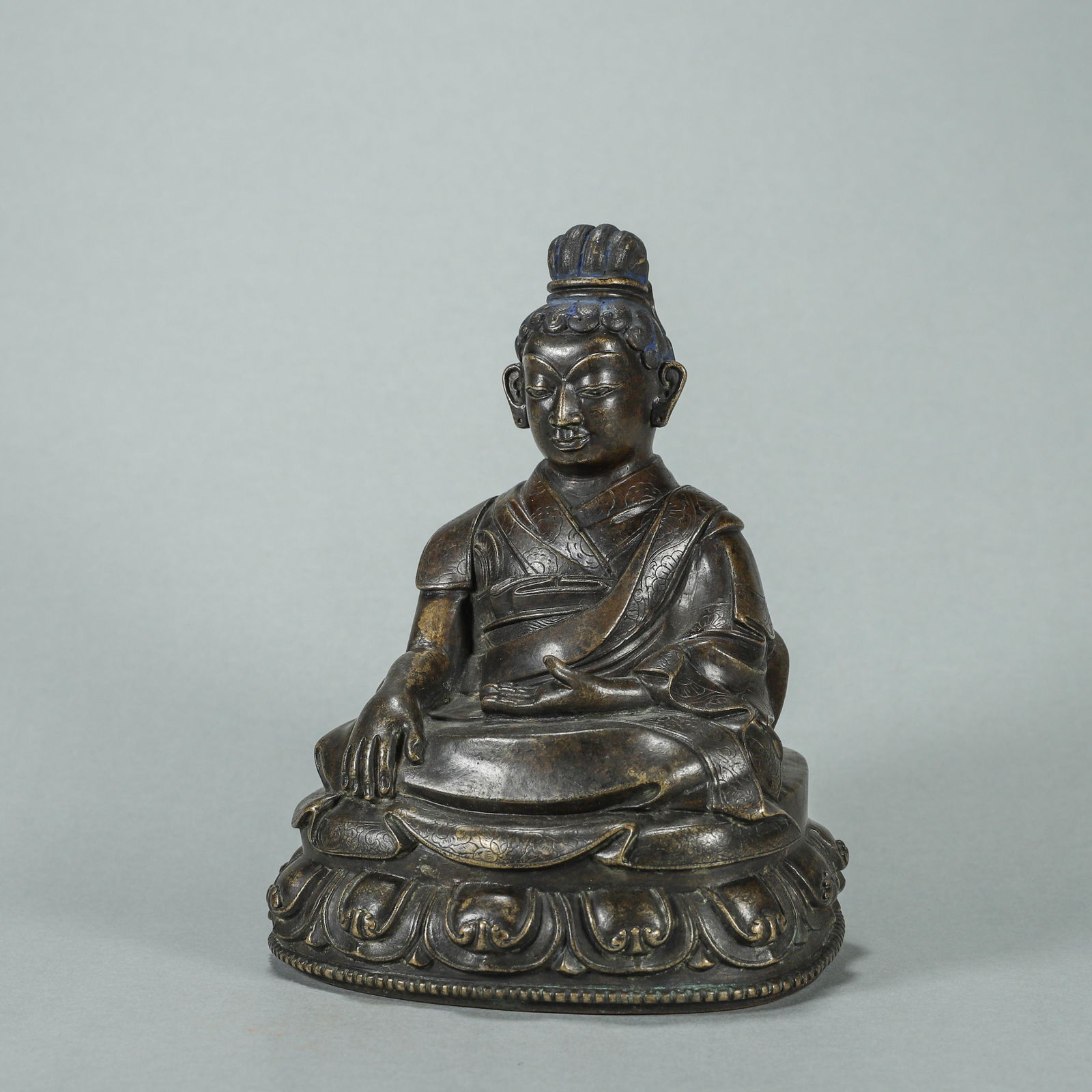 A copper Tibetan buddha statue (1 of 10)