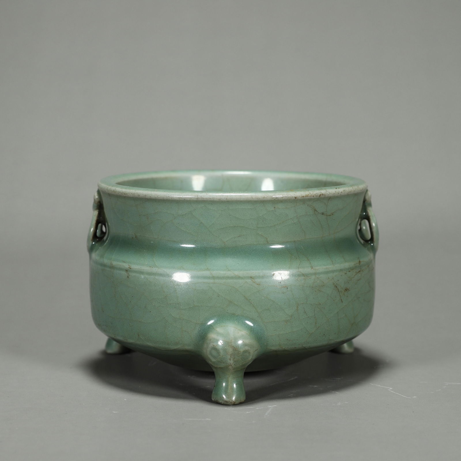 A Longquan kiln porcelain censer with beast shaped ears (1 of 9)