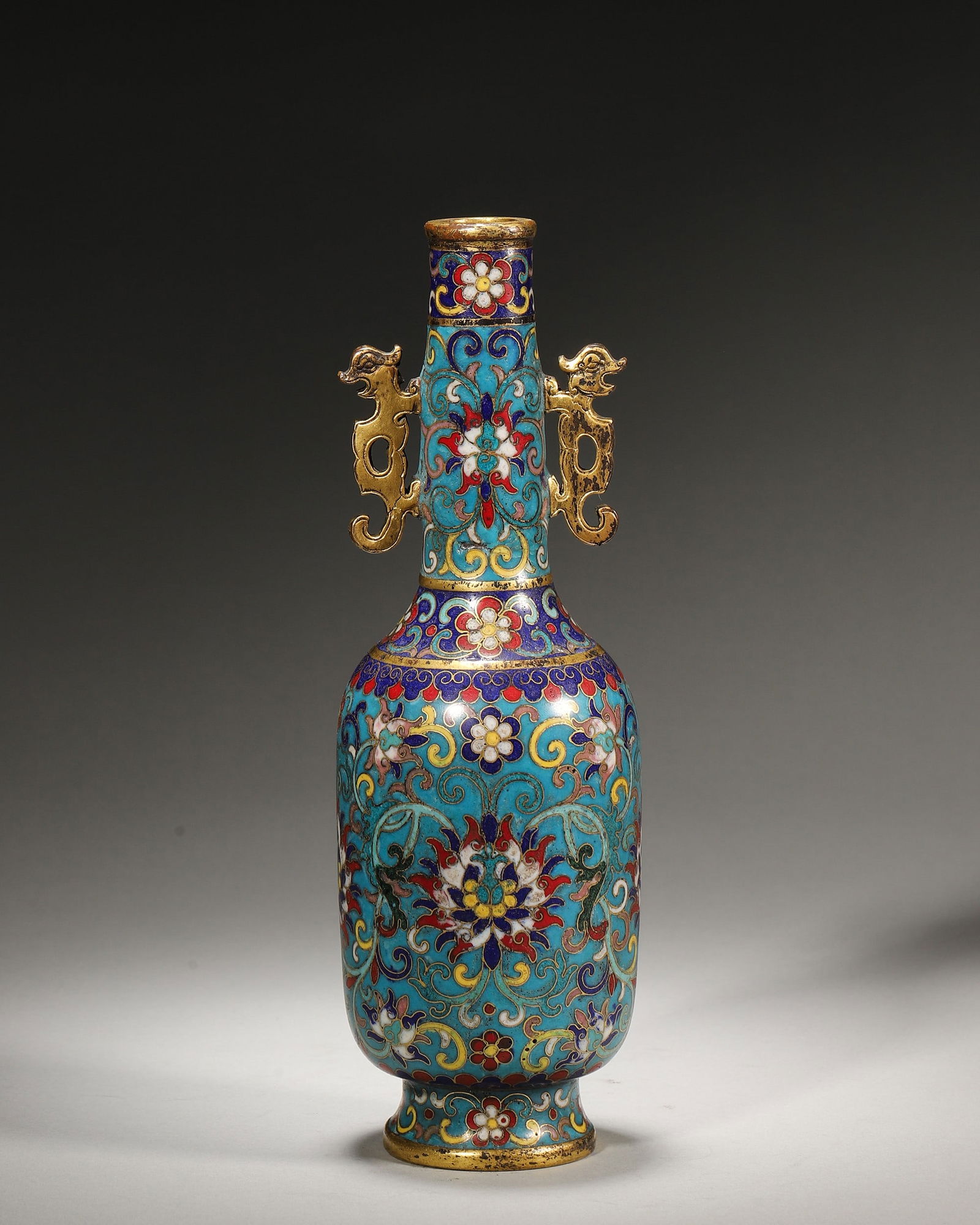 A flower patterned double-eared cloisonne vase,Qing Dynasty,China (1 of 7)