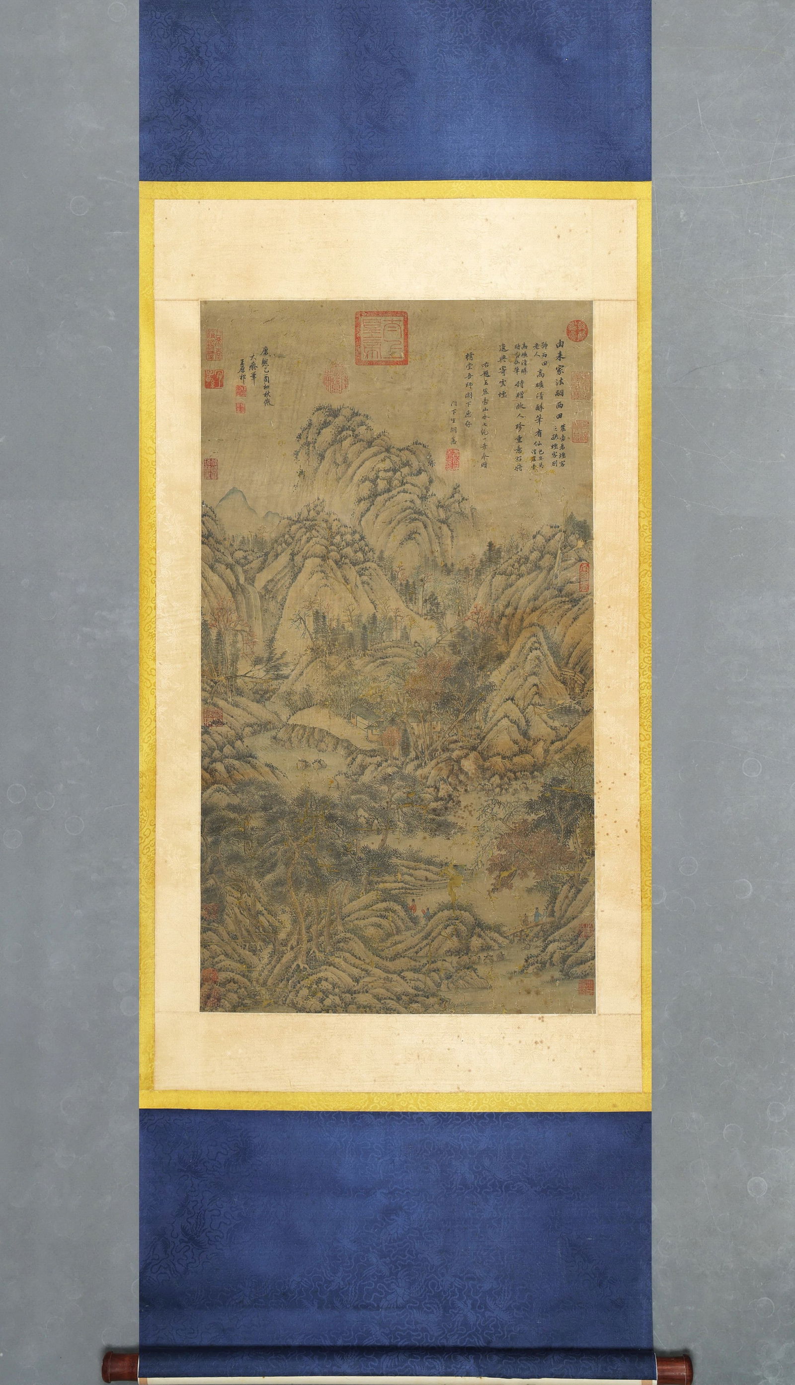 A hanging silk scroll of landscape and figure, Wang Yuanqi mark, Ming Dynasty,China: Core size:90x51CM