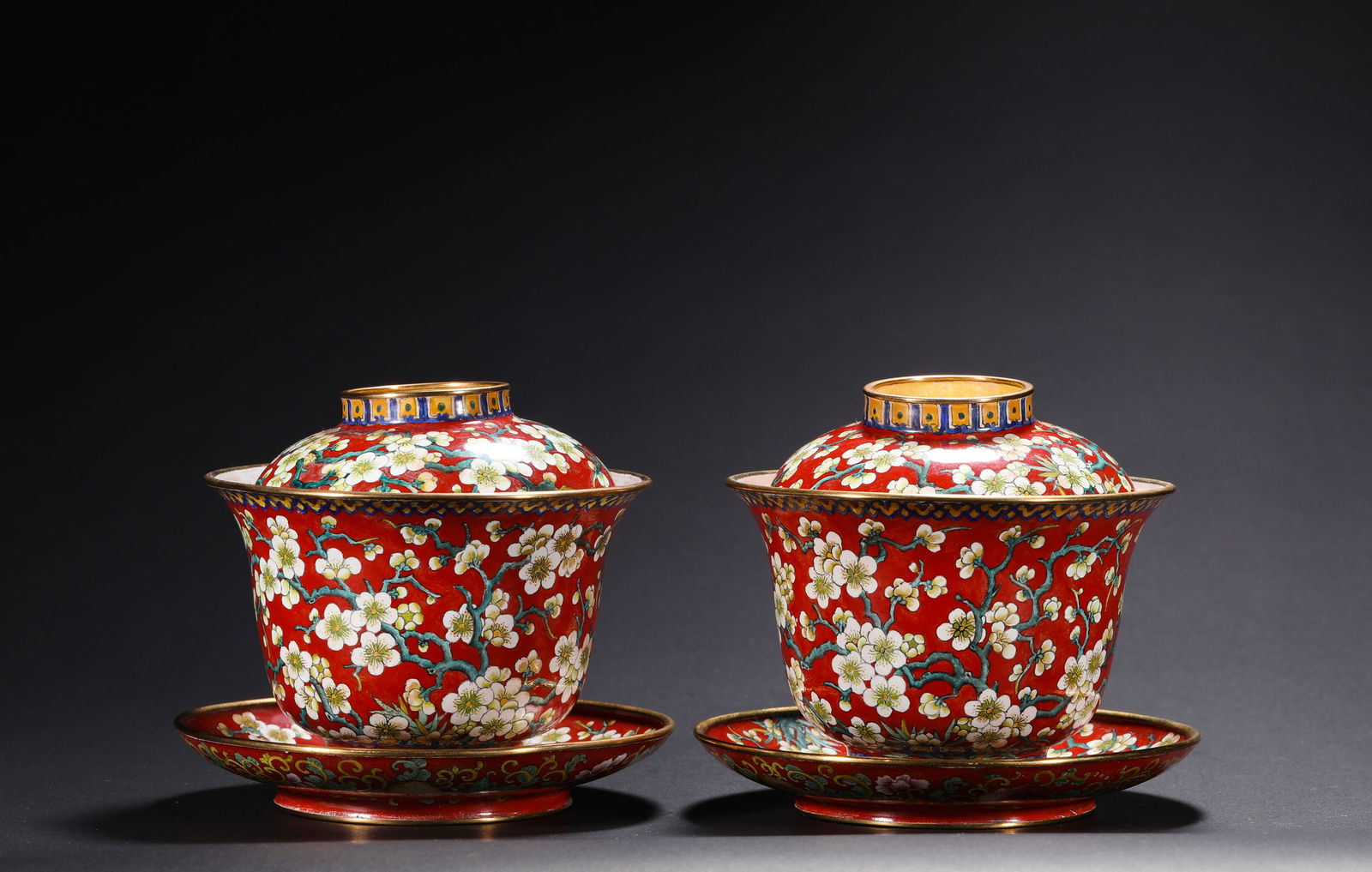 A pair of Qianlong copper enamel tea cups from the Qing Dynasty: H10cmW9cmWeight:600g