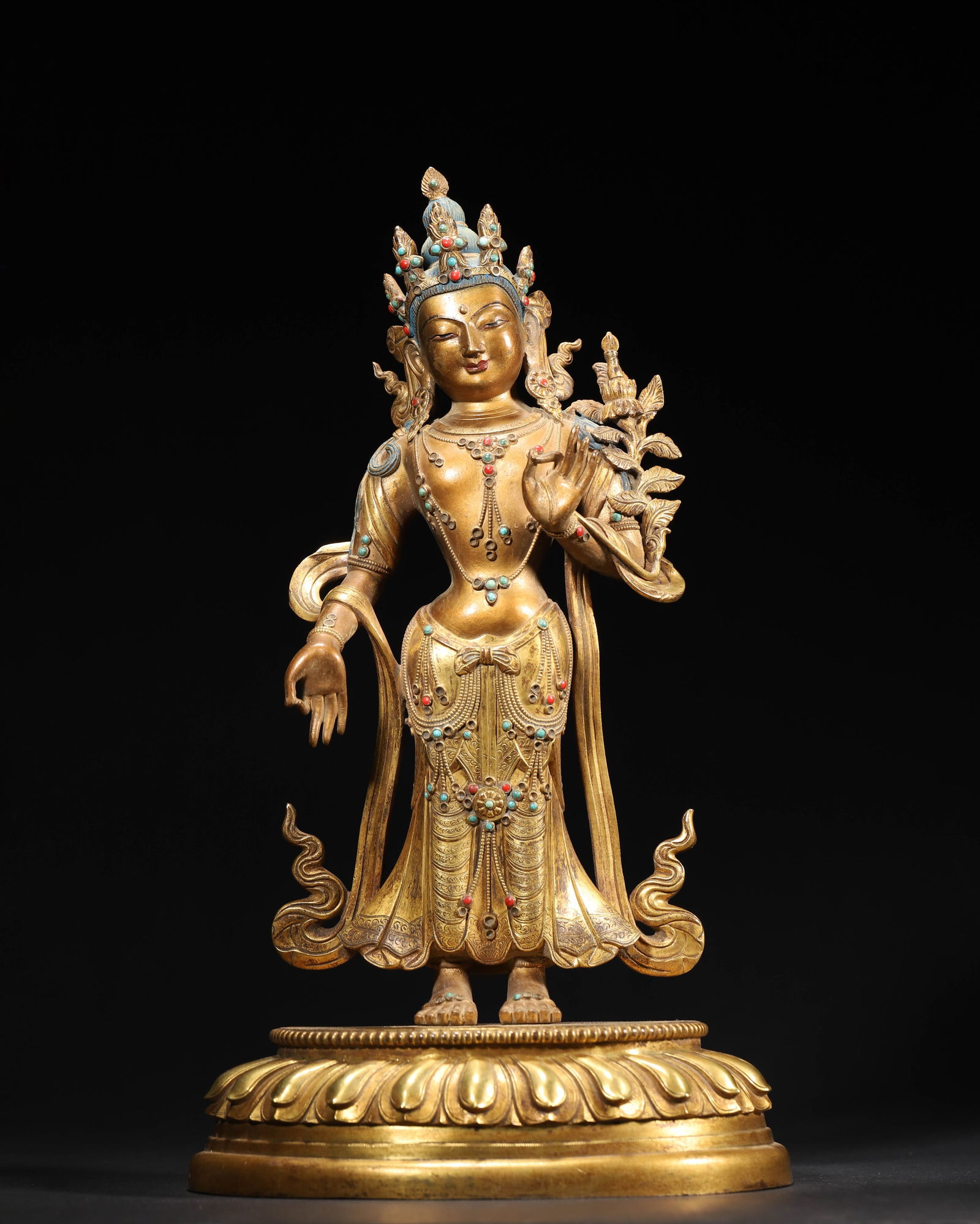 Qing yongzheng-qianlong gilt-bronze avalokiteshvara standing figure with inlaid gems (1 of 10)