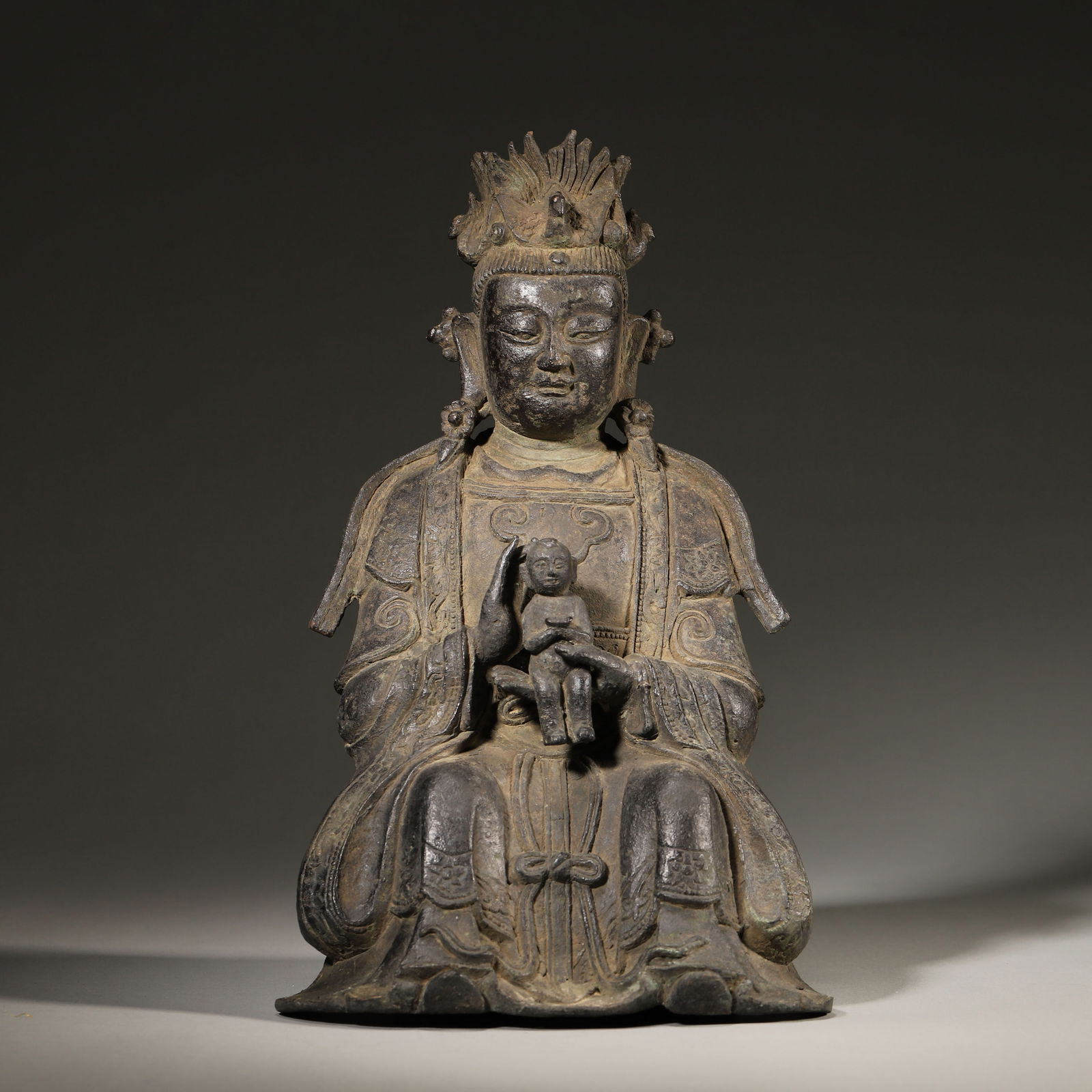 Ming dynasty, bronze seated guanyin sending a child (1 of 6)