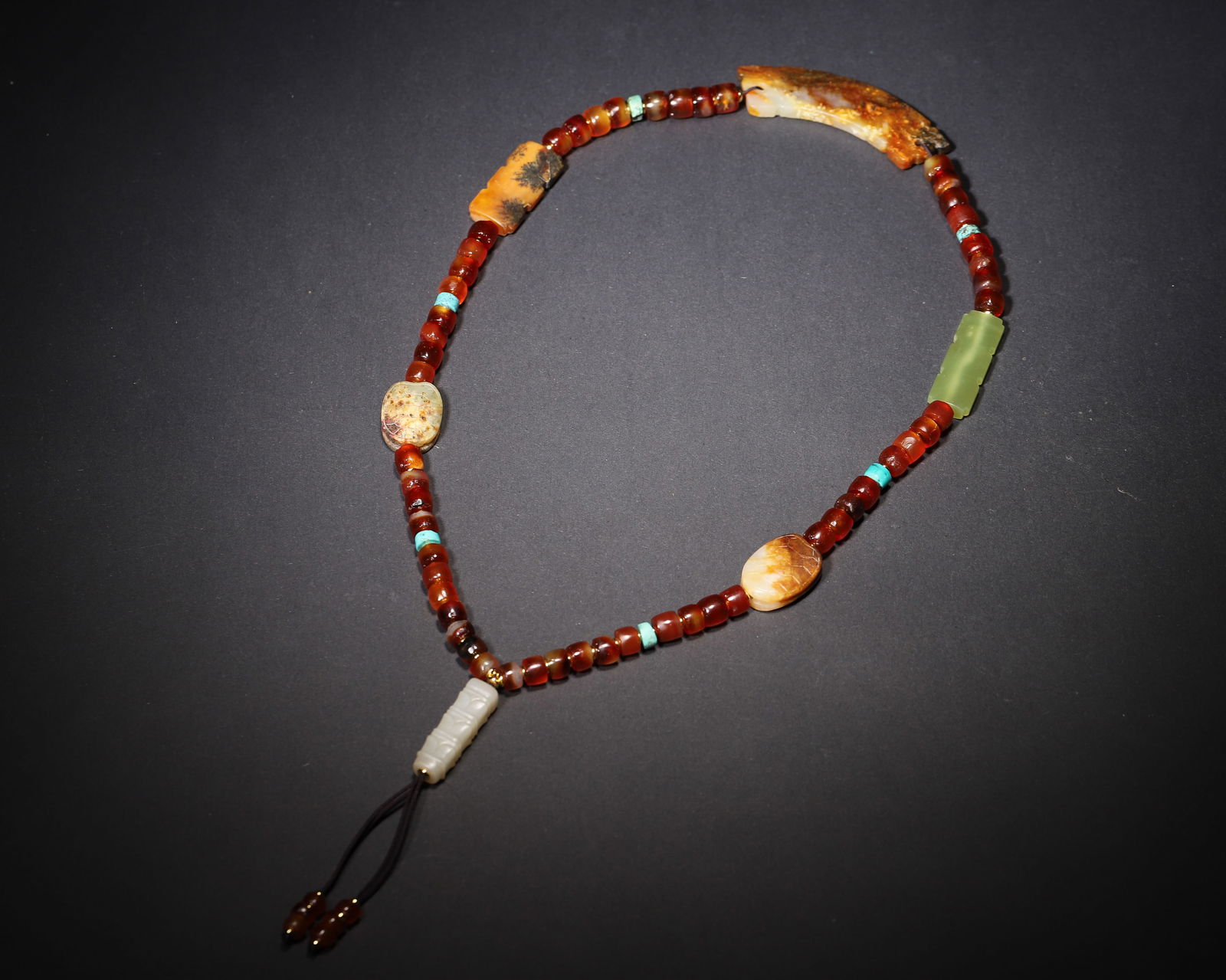 Western zhou to spring and autumn period, agate, turquoise and ancient jade pendant set (1 of 9)