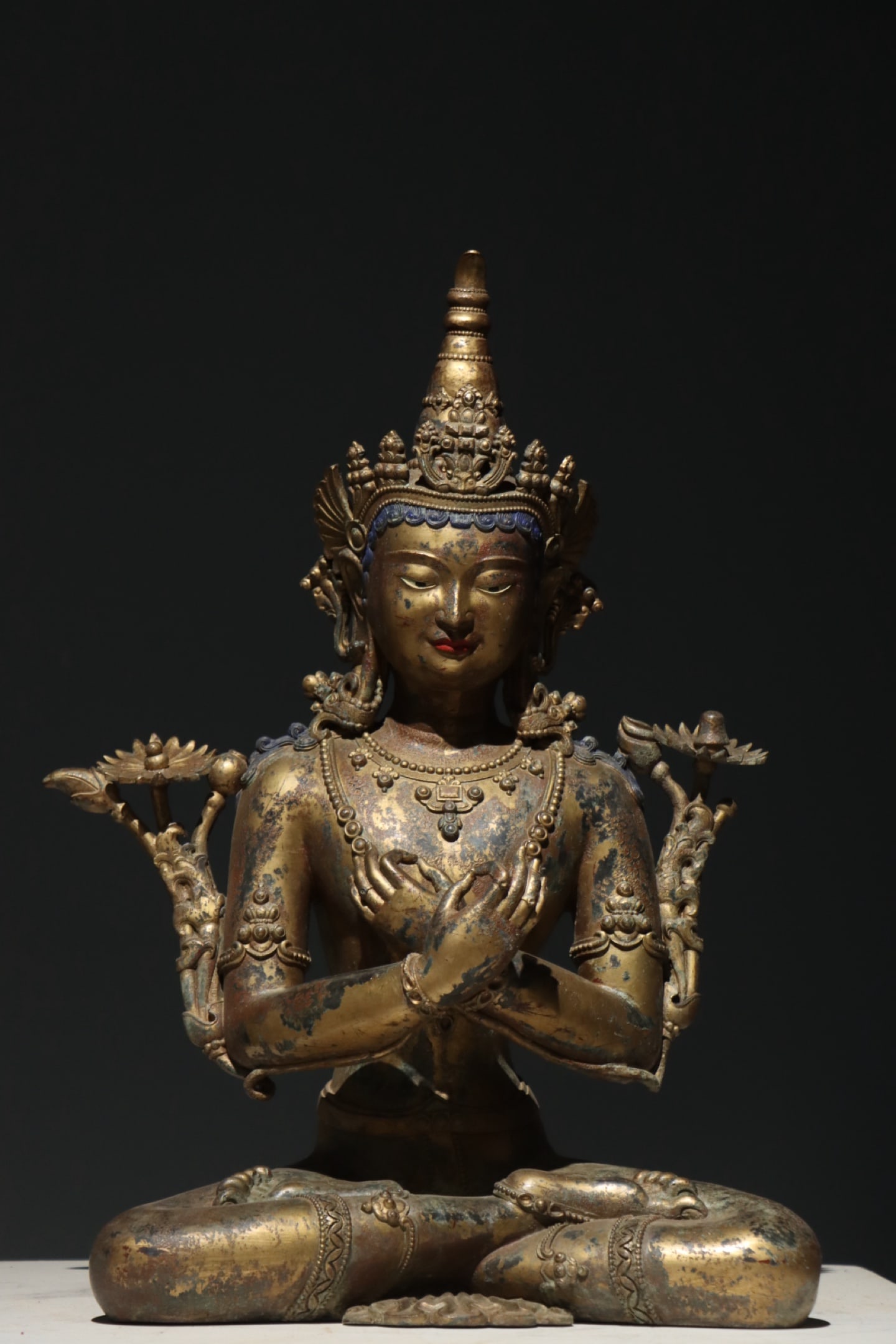 Ming dynasty, yongle period, gilt bronze seated vairocana buddha (1 of 9)