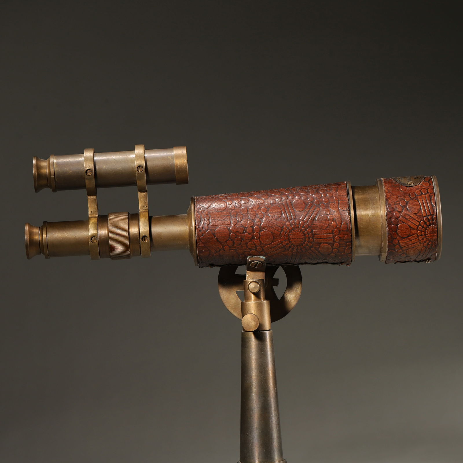 Mid-to-late 19th century, british embossed leather & brass astronomical telescope (original stand) - 3
