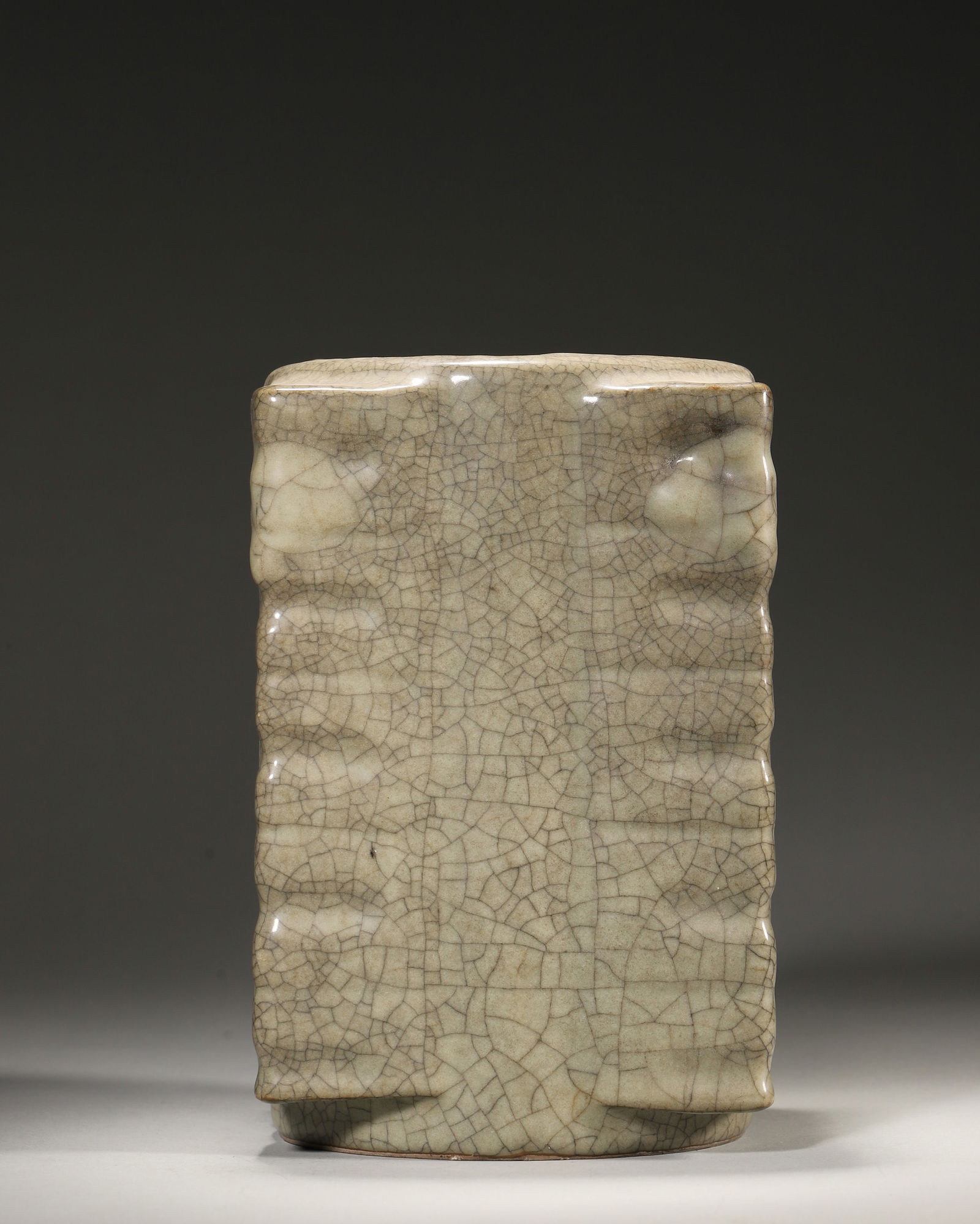 Song dynasty ge kiln celadon crackle cong-form vase: A rare song ge kiln vase: warm celadon glaze with "golden thread & iron wire" crackle, cong-form (ancient jade ritual shape). A classic song imperial porcelain merging ge kiln's craft peak & era