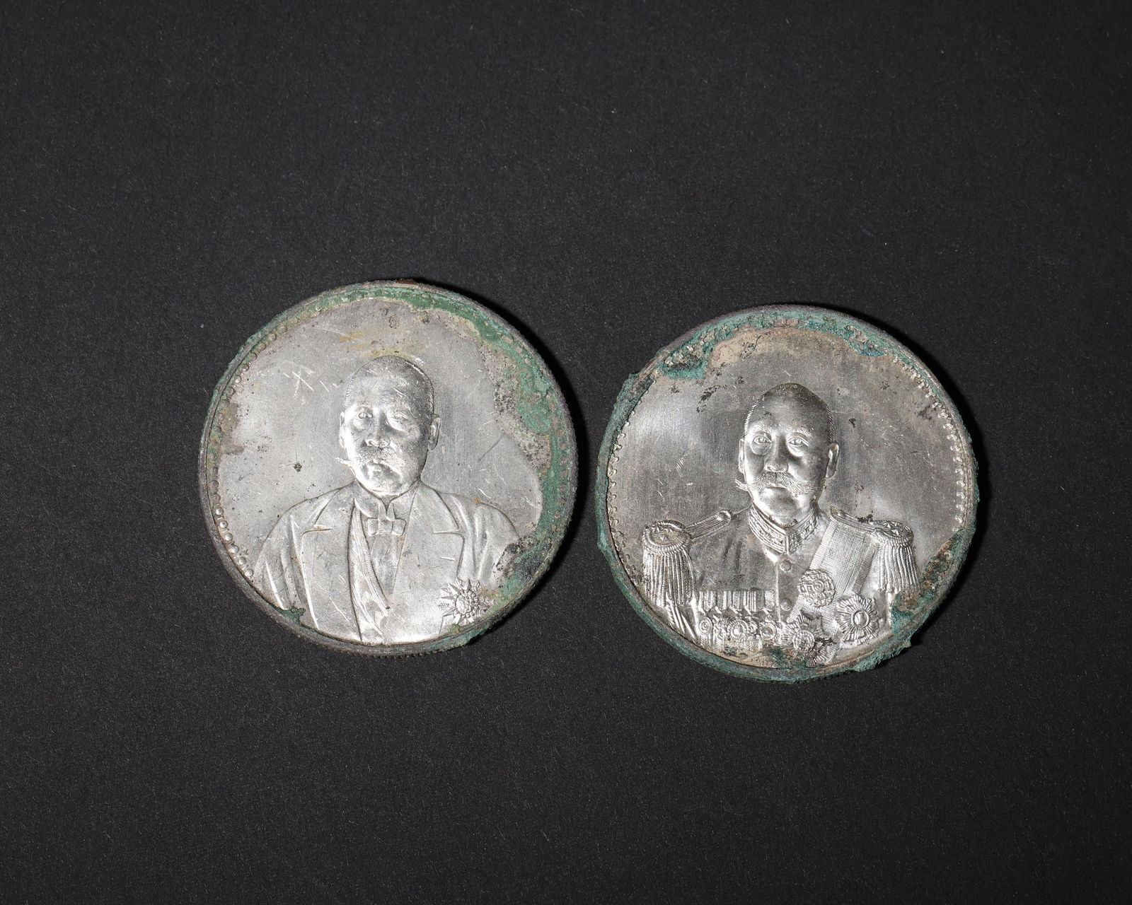 A pair of silver commemorative coins: cao kun portrait & dual flag design (1 of 7)