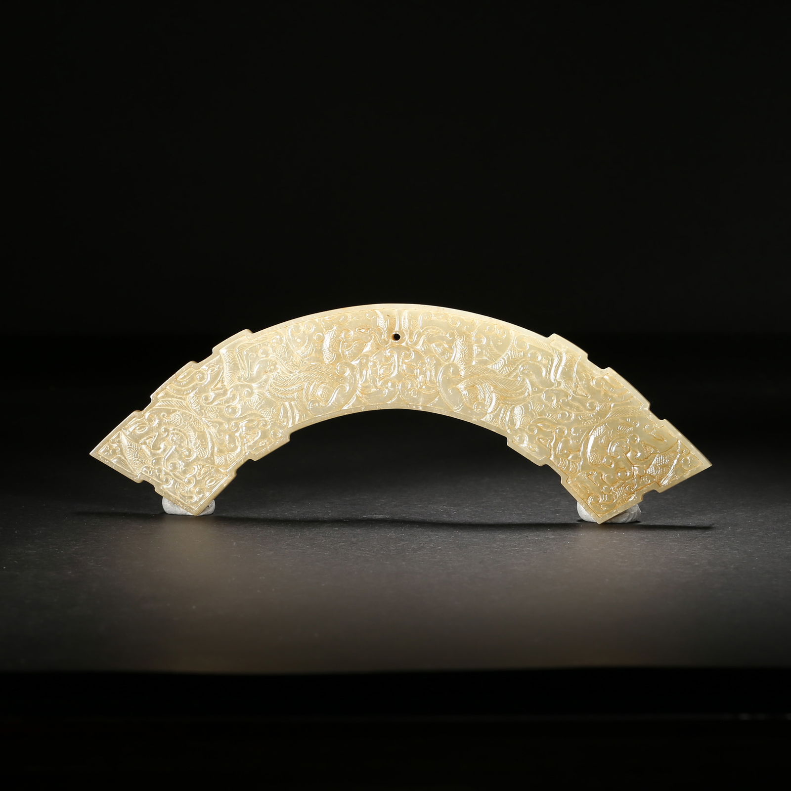 Warring states to han dynasty, white hetian jade huang with full relief dragon pattern (1 of 2)