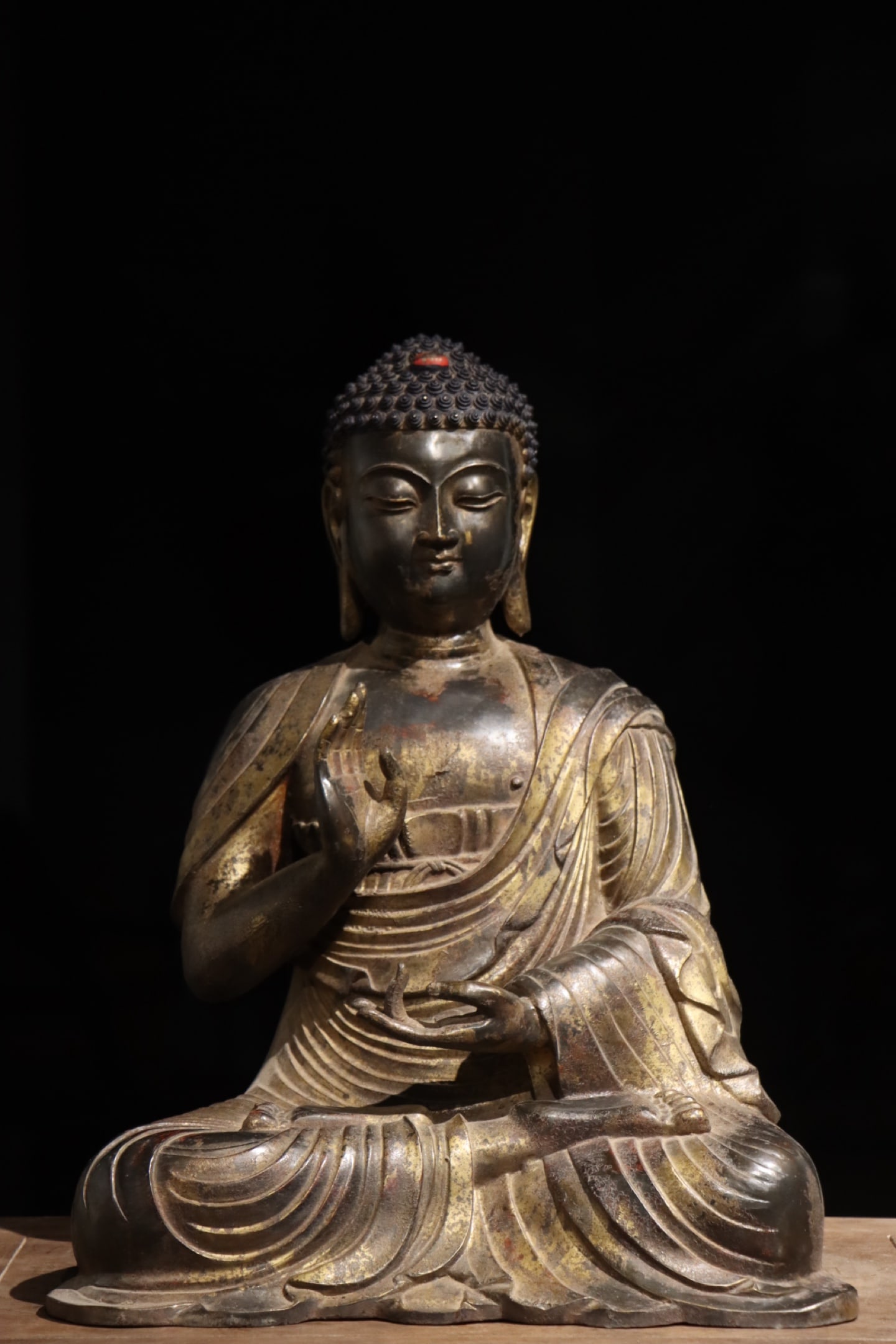 Ming dynasty, gilt bronze seated shakyamuni buddha (1 of 9)