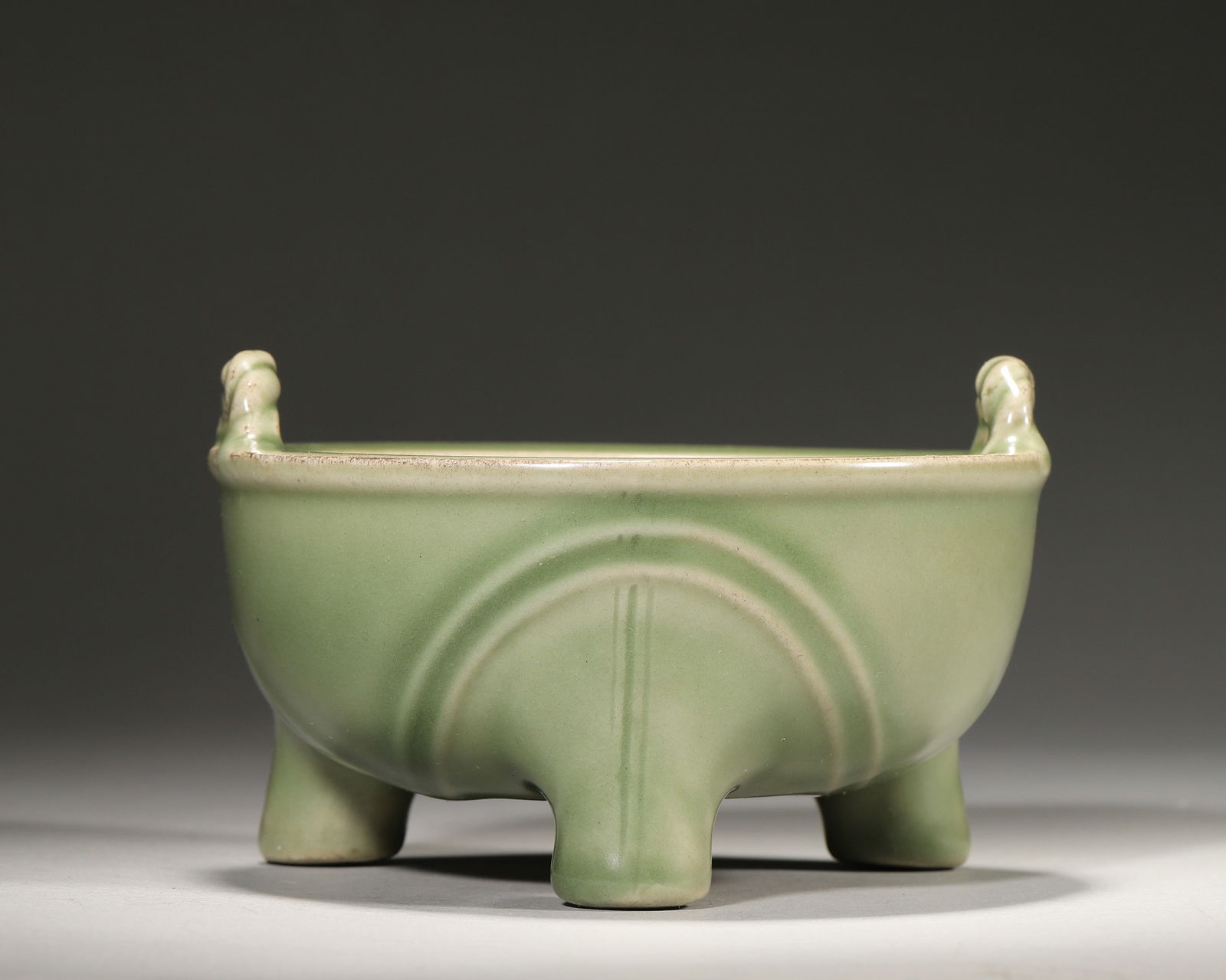 Song dynasty longquan kiln celadon tripod censer with rope handles (1 of 6)