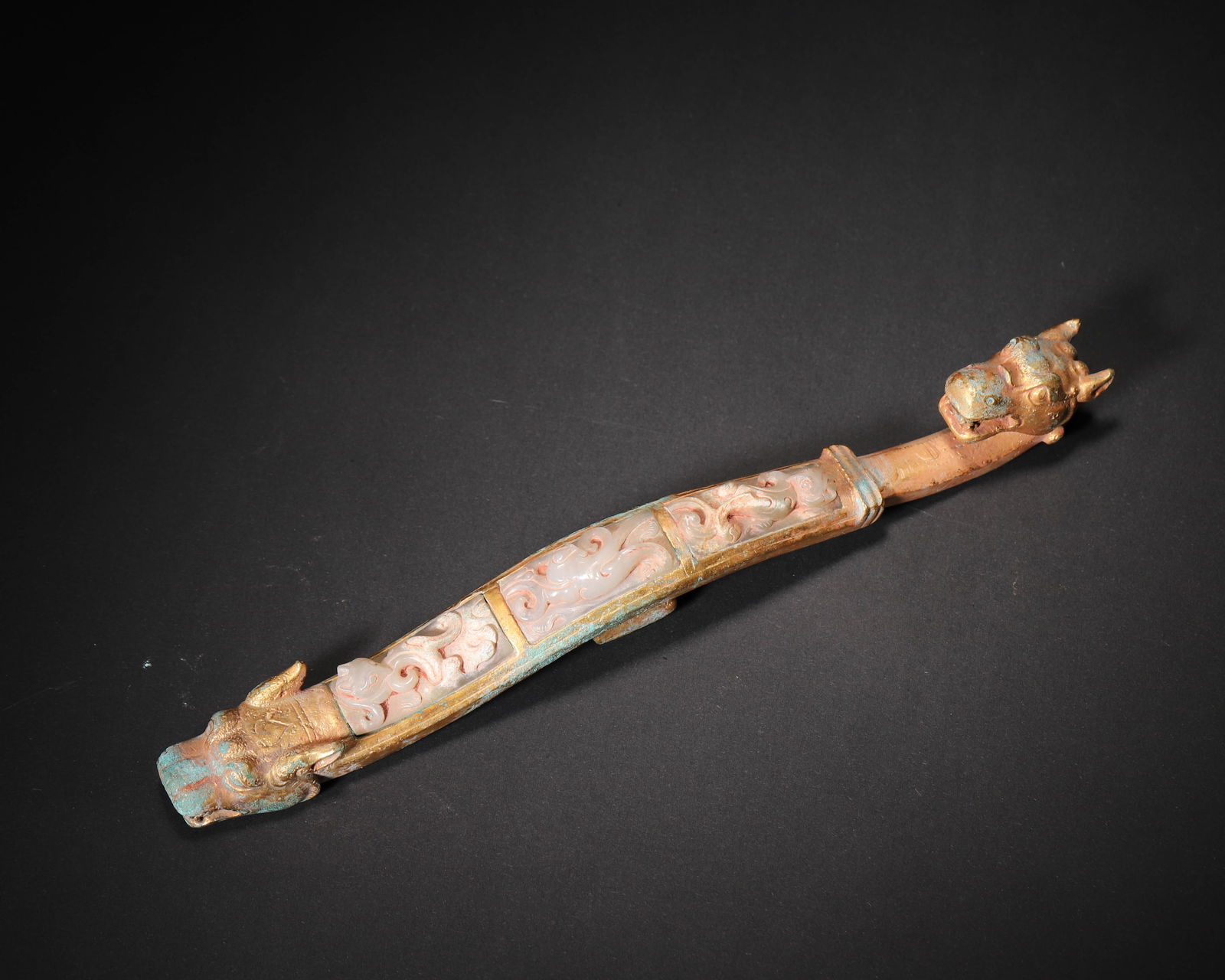 Western han gilt bronze belt hook with inlaid jade (1 of 9)