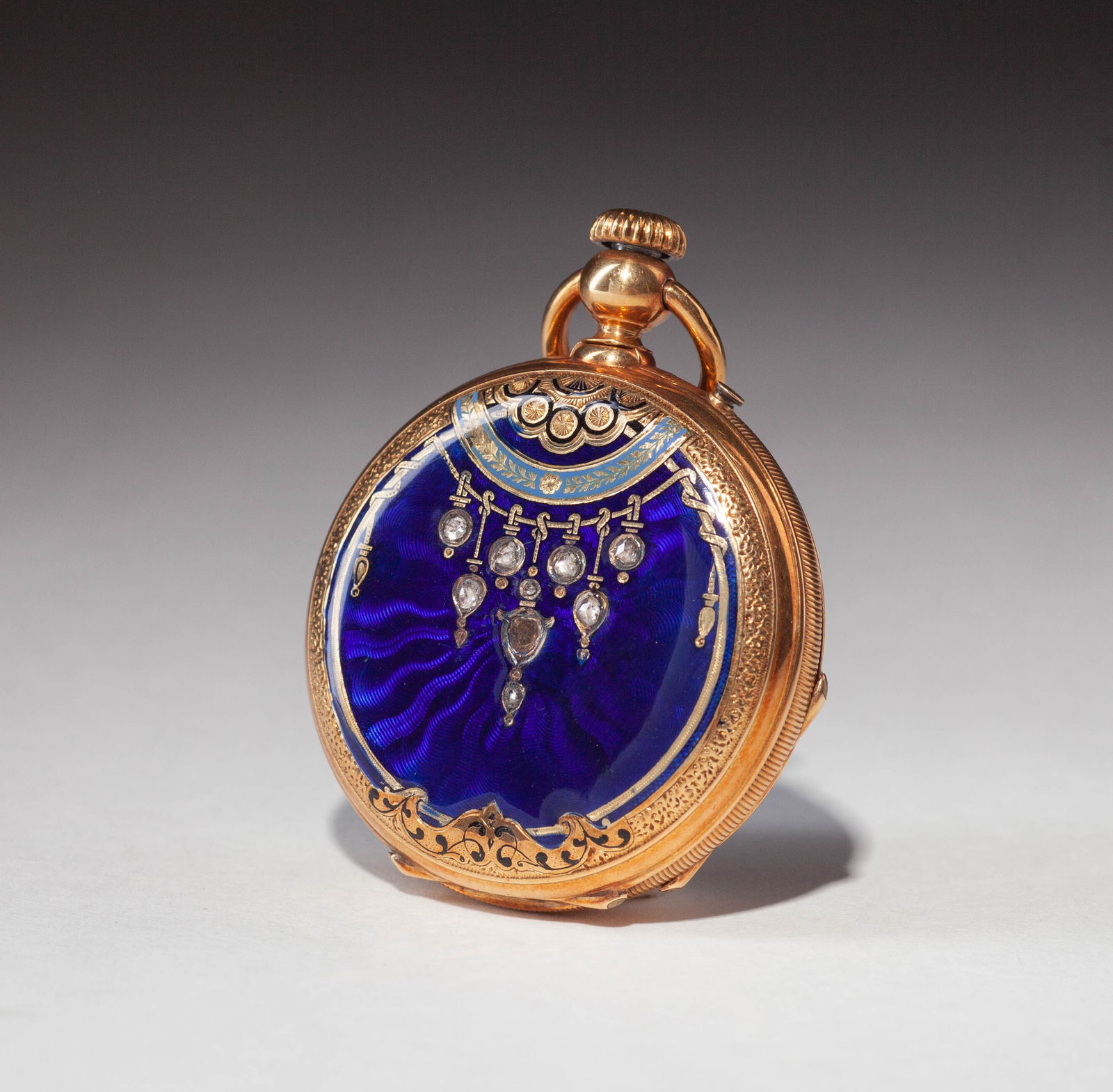 18K GOLD POCKET WATCH WITH DOUBLE-SIDED ENAMEL AND DIAMOND INLAYS: D:38mm,THK:12.3mm, WT:42.8g