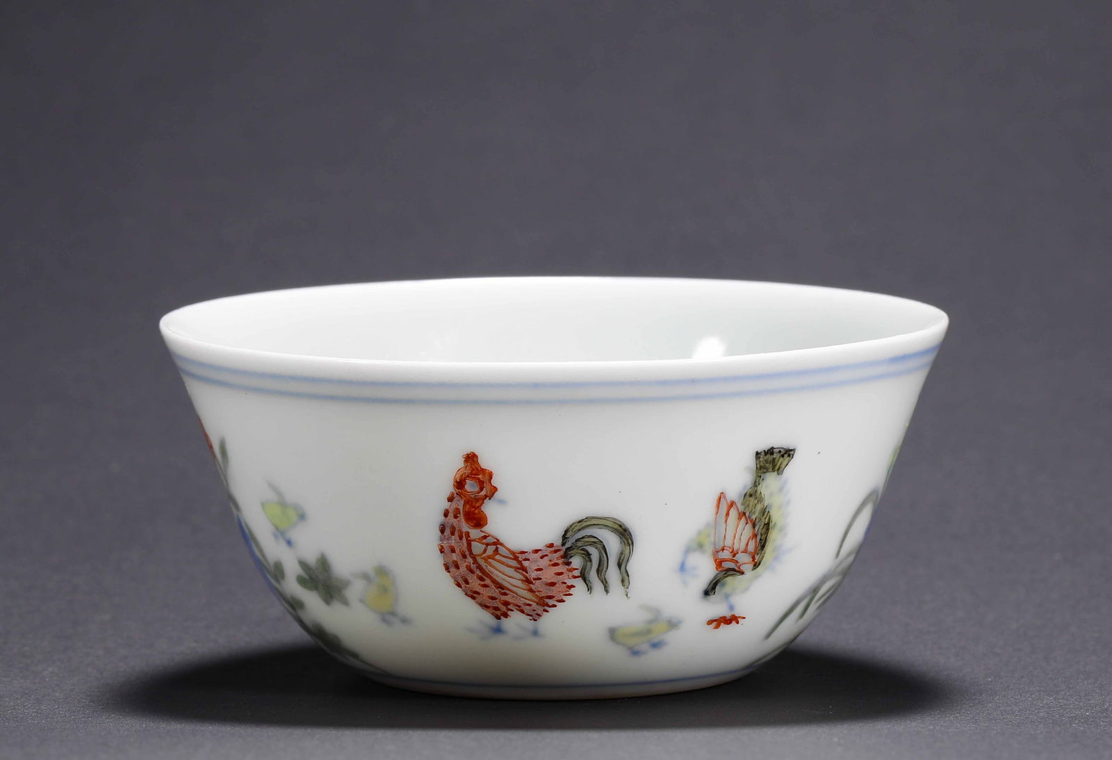 IN THE CHENGHUA PERIOD OF THE MING DYNASTY, DOUCAI CHICKEN CUPS WERE MADE (1 of 8)