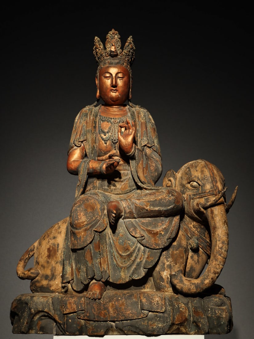 IN THE SONG DYNASTY, A STATUE OF BODHISATTVA SAMANTABHADRA MADE OF NANMU WOOD: H:92cmL:65cmW:36cm This is a wooden carved and painted statue of Samantabhadra riding an elephant from the Song Dynasty to the Yuan Dynasty, which is a masterpiece of ancient Chinese wooden carved Bud