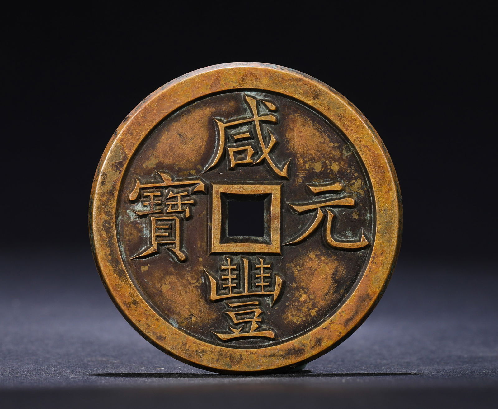 FIVE HUNDRED SCULPTORS OF XIANFENGDANG, QING DYNASTY (1 of 3)