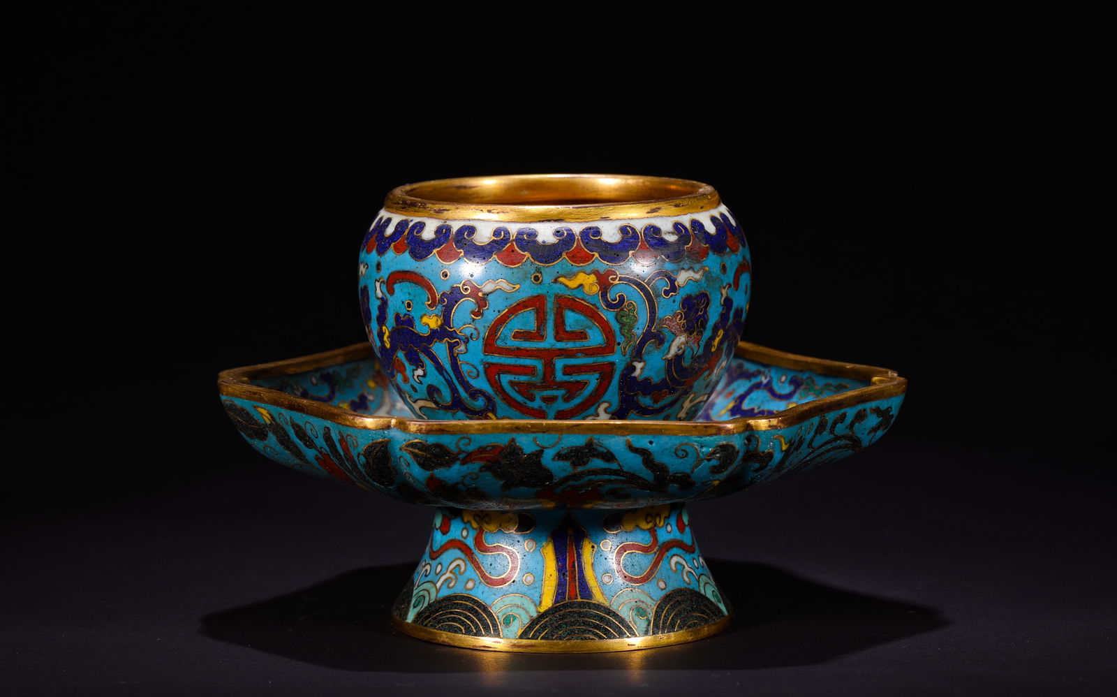 MING DYNASTY, JINGTAI COPPER BODY PAINTED ENAMEL INCENSE BURNER: H:8.5cmW:13.5cmWeight:680g