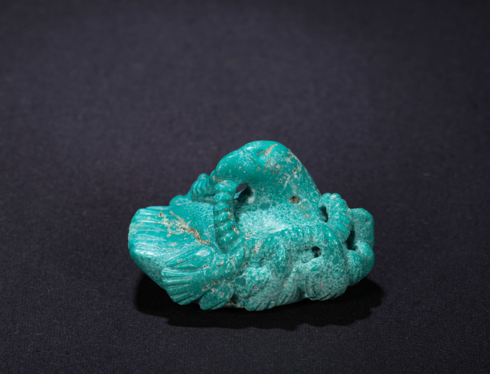 SHANG DYNASTY TURQUOISE BIRD: H:2cmW:3.8cmWeight:20g