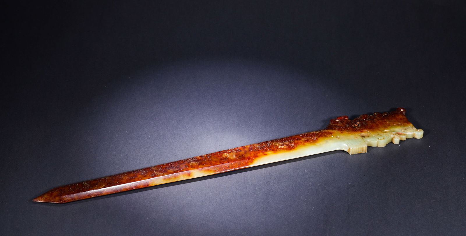 QIN DYNASTY, HETIAN JADE INSCRIPTIONS ON RITUAL SWORDS: L:50.5cmWeight:560g
