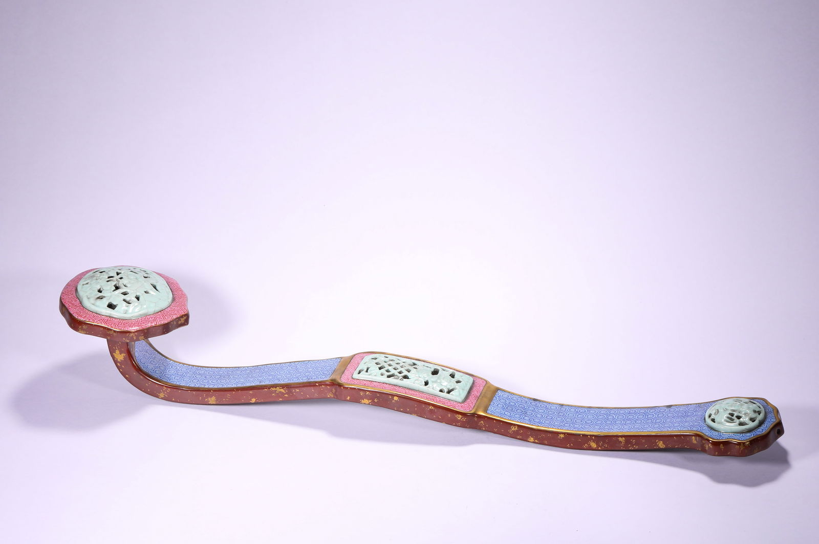 ENAMEL-PAINTED RUYI MADE DURING THE YONGZHENG PERIOD OF THE QING DYNASTY: H:50cm