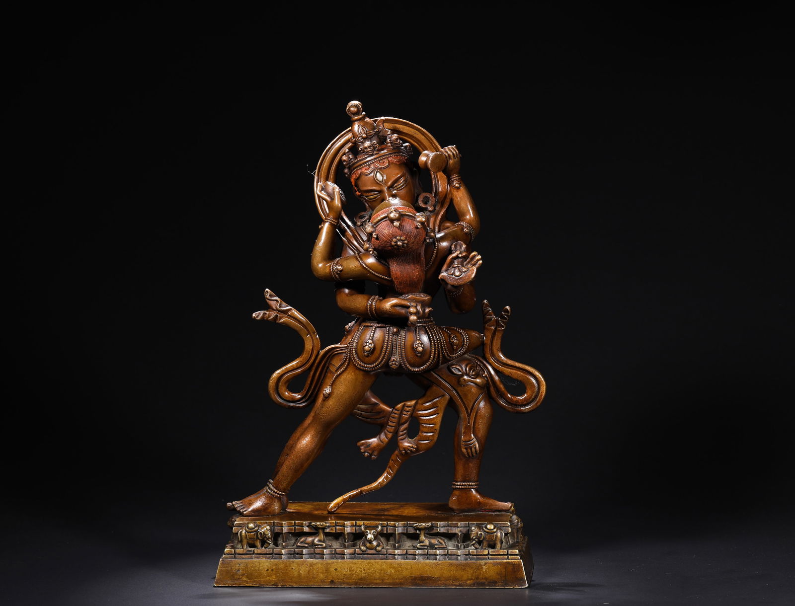 COPPER VAJRA STATUES FROM THE 16TH CENTURY: H:29cmW:18cmWeight:3410g This is a gilded bronze standing statue of Chakrasamvara (Cakrasa?vara) in Yab-Yum form from the Qing Dynasty, a core tantric deity in Tibetan Buddhism.