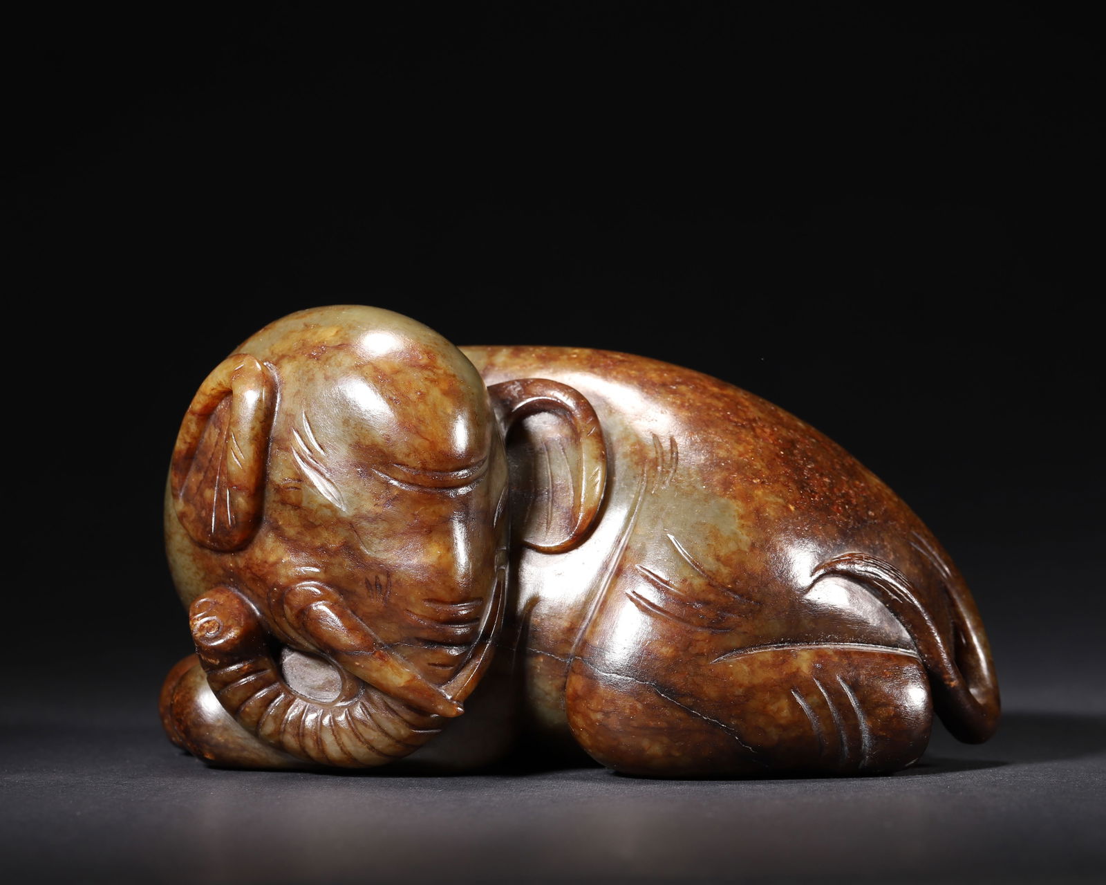 HETIAN JADE RECUMBENT ELEPHANT PENDANT WITH RUSSET PATINA, SONG DYNASTY (1 of 8)