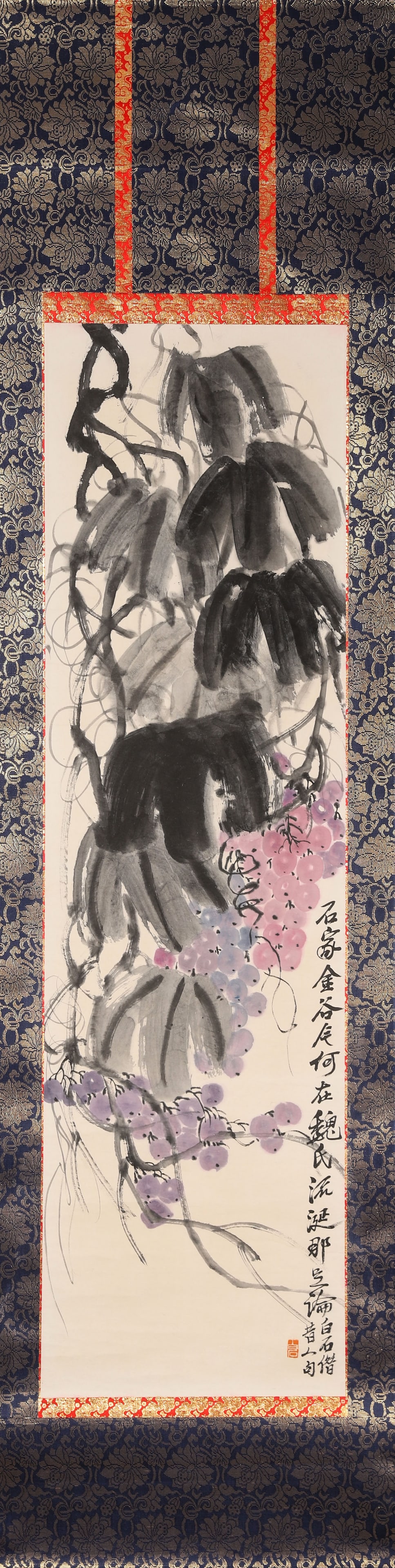 QI BAISHI, GRAPES, HANGING SCROLL, INK AND COLOR ON PAPER, MODERN CHINA (1 of 9)