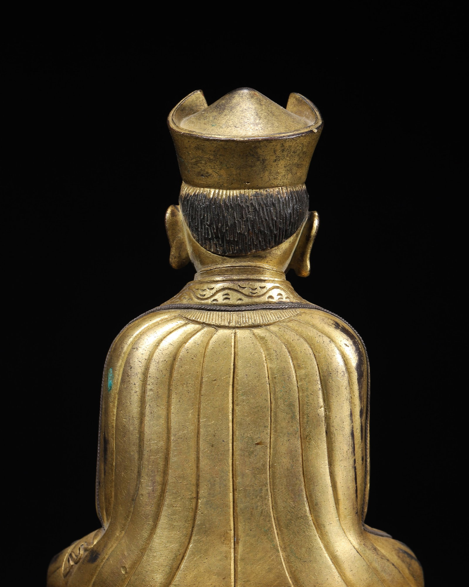 A Gilt-Bronze Figure of a Lama, Qing Dynasty - 8