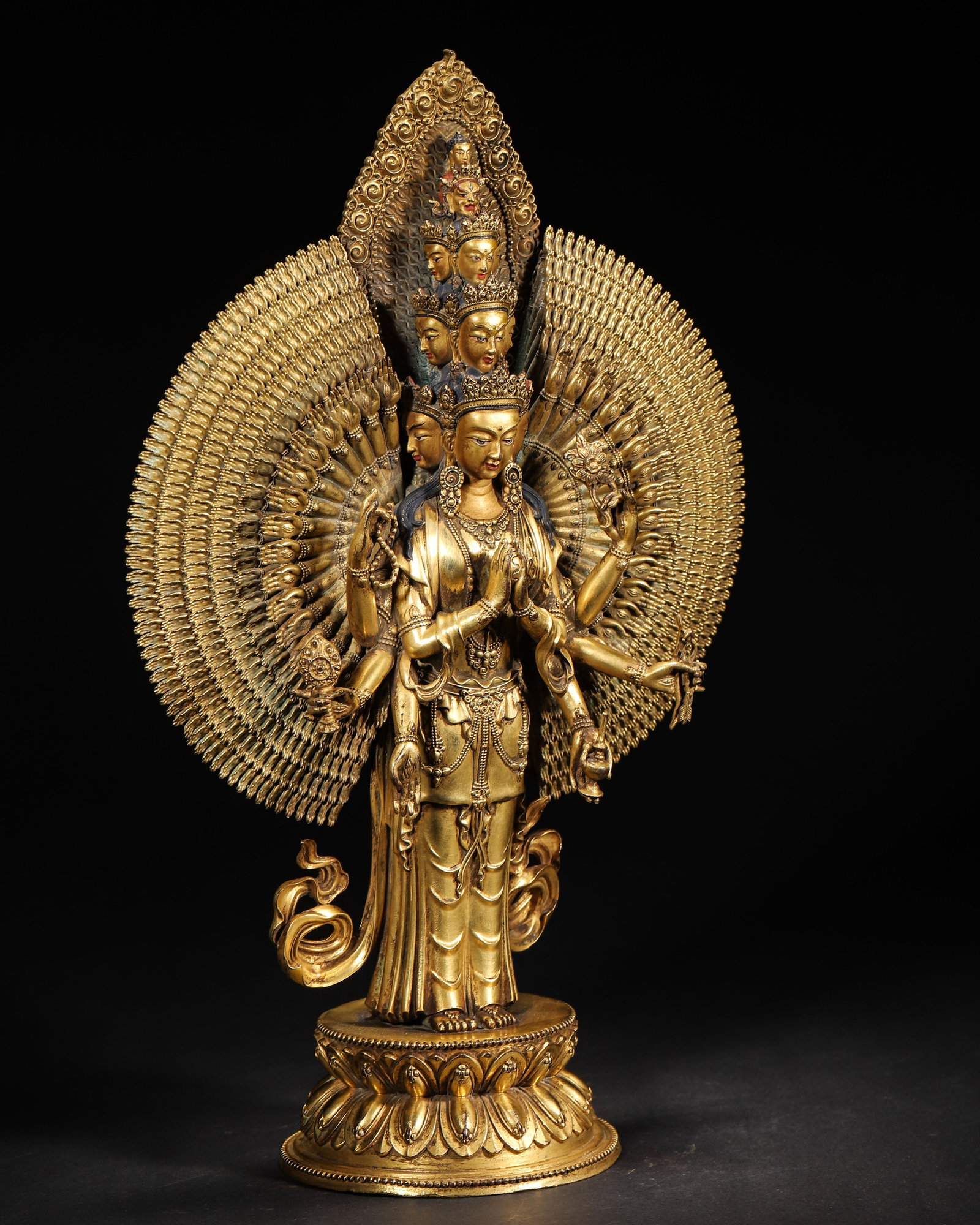 A Gilt-Bronze Standing Statue of Thousand-Armed and Thousand-Eyed Guanyin, Qing Dynasty - 7