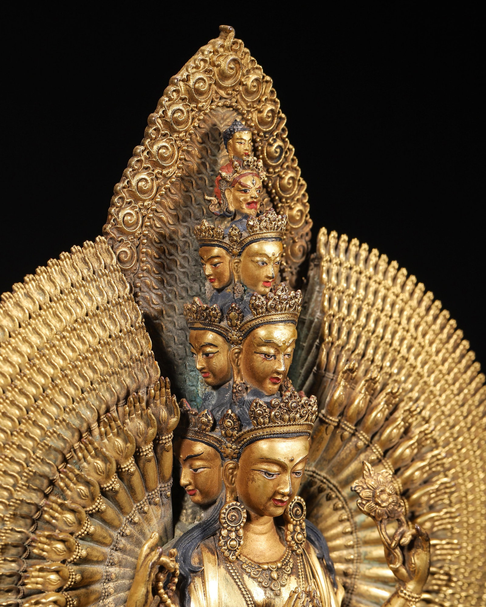 A Gilt-Bronze Standing Statue of Thousand-Armed and Thousand-Eyed Guanyin, Qing Dynasty - 8