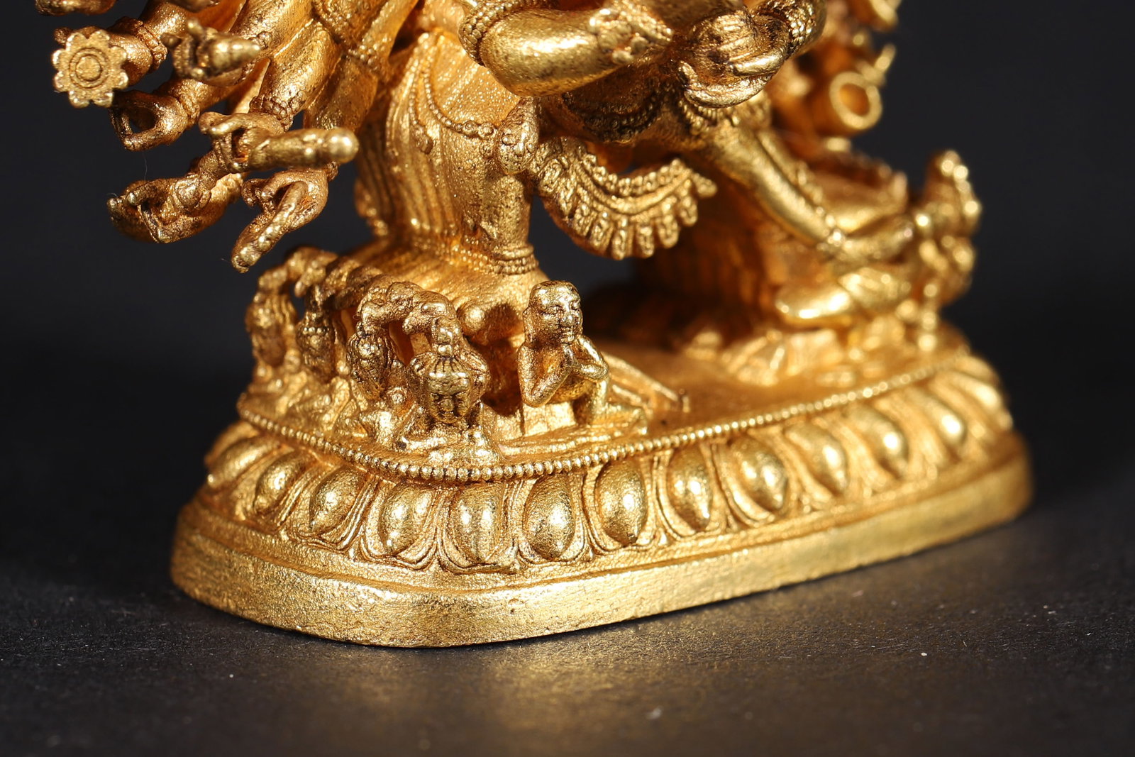A Gilt Bronze Statue of Hevajra, Qing Dynasty - 6