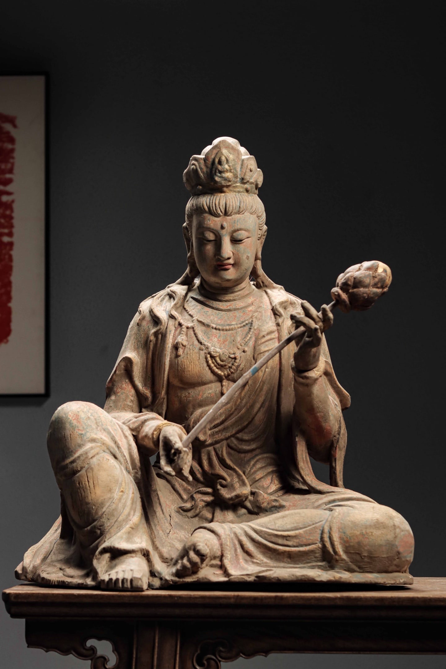 CARVED WOOD SEATED FIGURE OF GUANYIN HOLDING A LOTUS, MING DYNASTY (1 of 9)