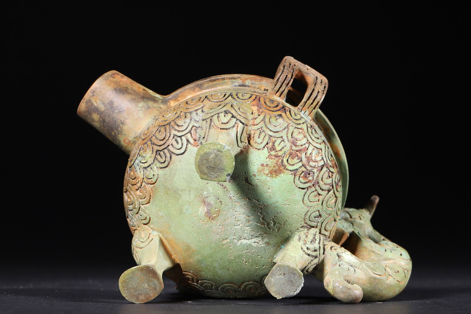 A Bronze Yi Vessel with Dragon Motifs - Western Zhou Dynasty - 6