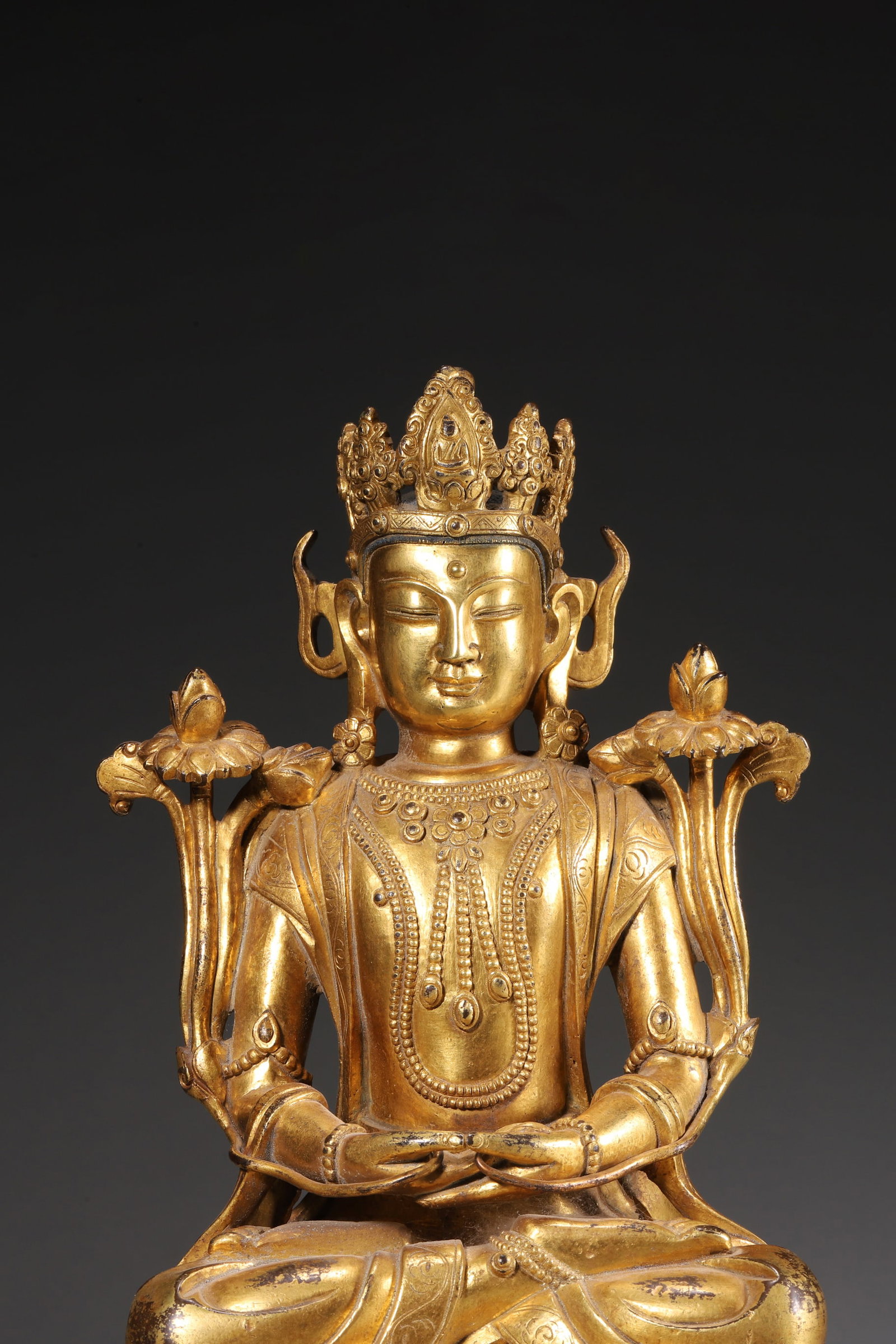 A Gilt Bronze Amitayus Statue - Qing Dynasty - 2