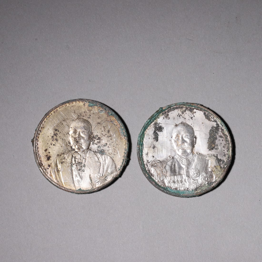 Two Silver Commemorative Coins with Yuan Shikai Portraits and Double Flag Designs (1 of 7)
