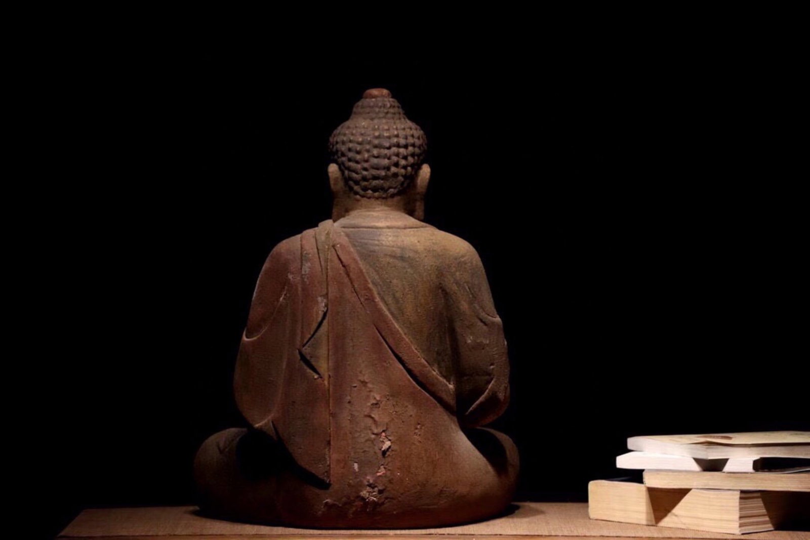A Polychrome Wood Figure of Seated Buddha Sakyamuni - Ming Dynasty - 7