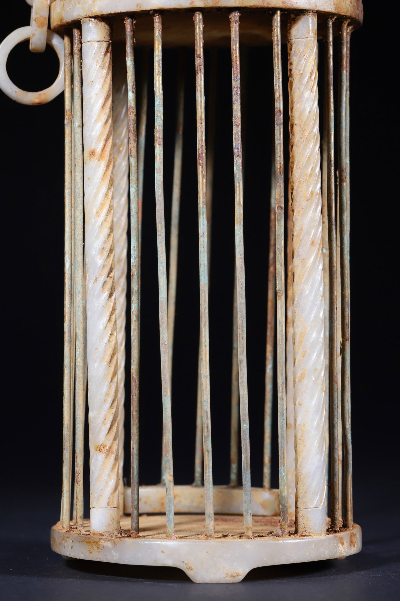 A Hetian Jade Birdcage with Linked Chain - Han Dynasty - 5