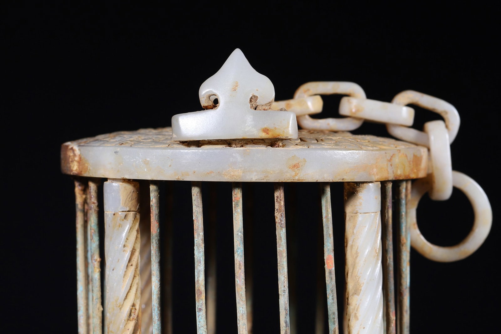 A Hetian Jade Birdcage with Linked Chain - Han Dynasty - 6